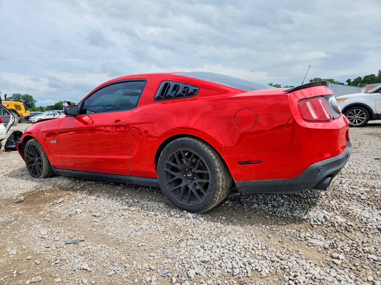 2012 Ford Mustang Red vin: 1ZVBP8AM6C5261741
