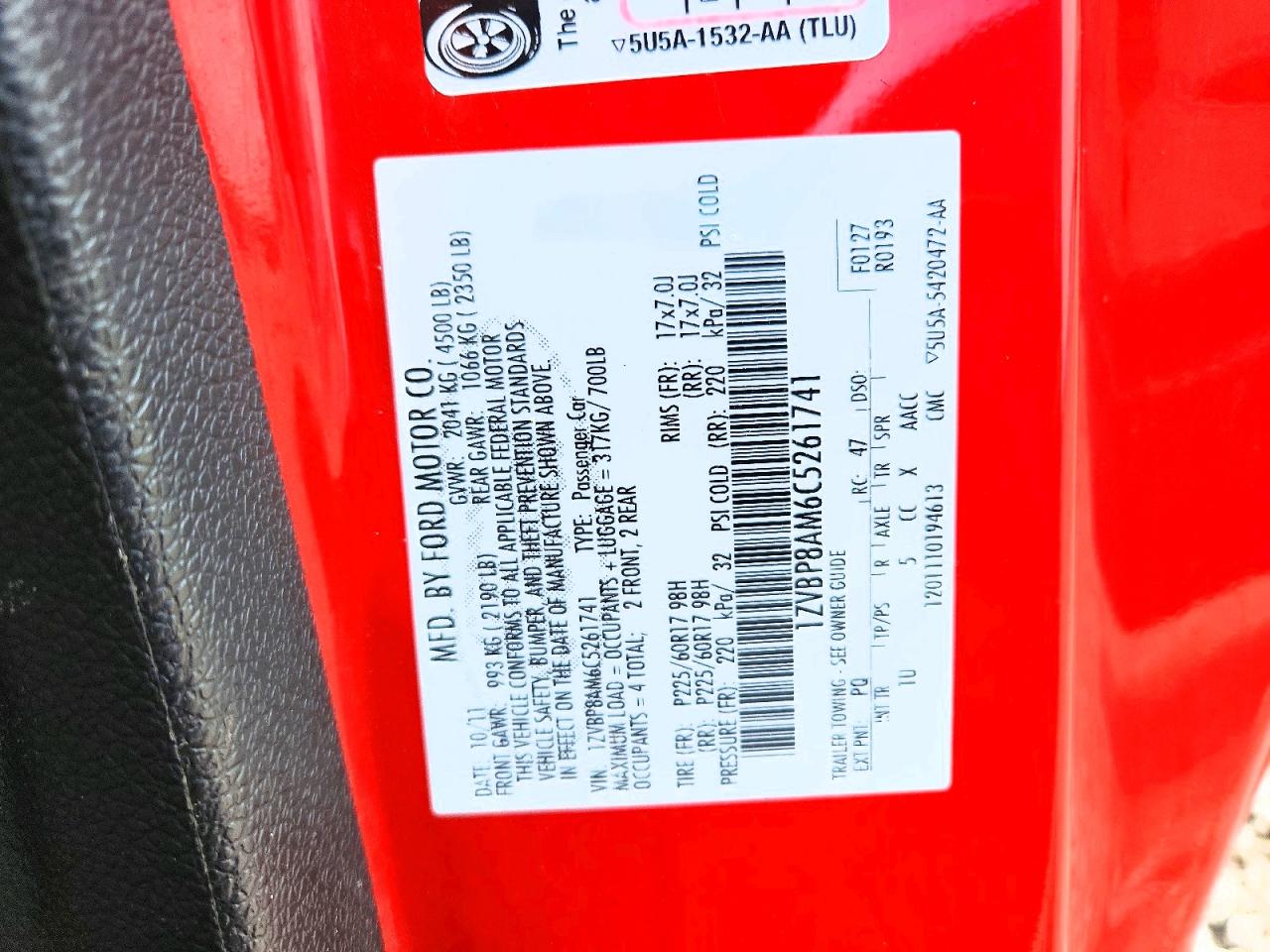 2012 Ford Mustang Red vin: 1ZVBP8AM6C5261741