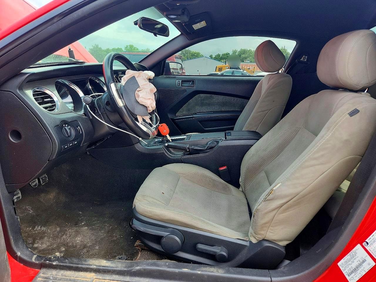 2012 Ford Mustang Red vin: 1ZVBP8AM6C5261741