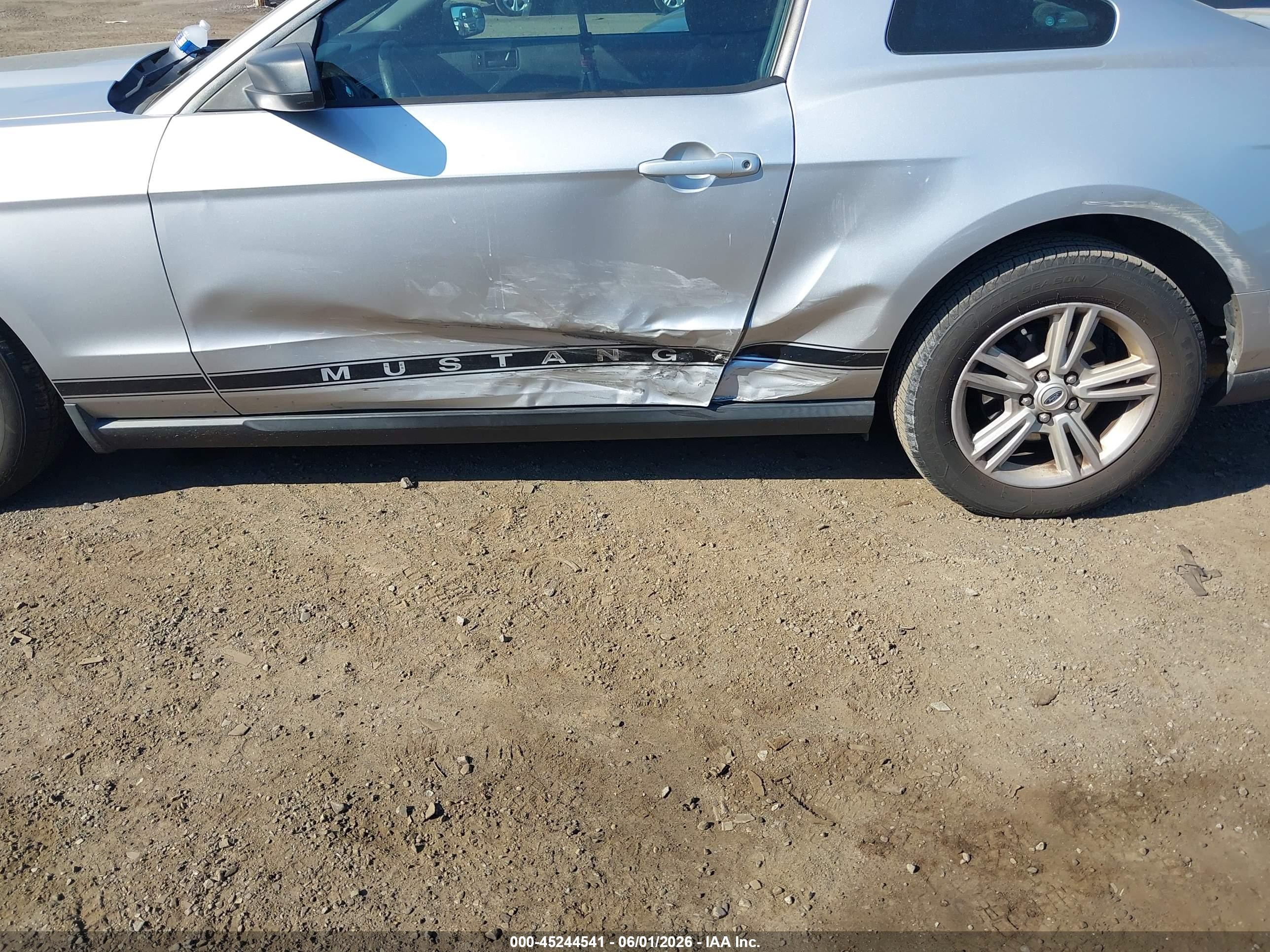 2012 Ford Mustang V6 Silver vin: 1ZVBP8AM6C5280452