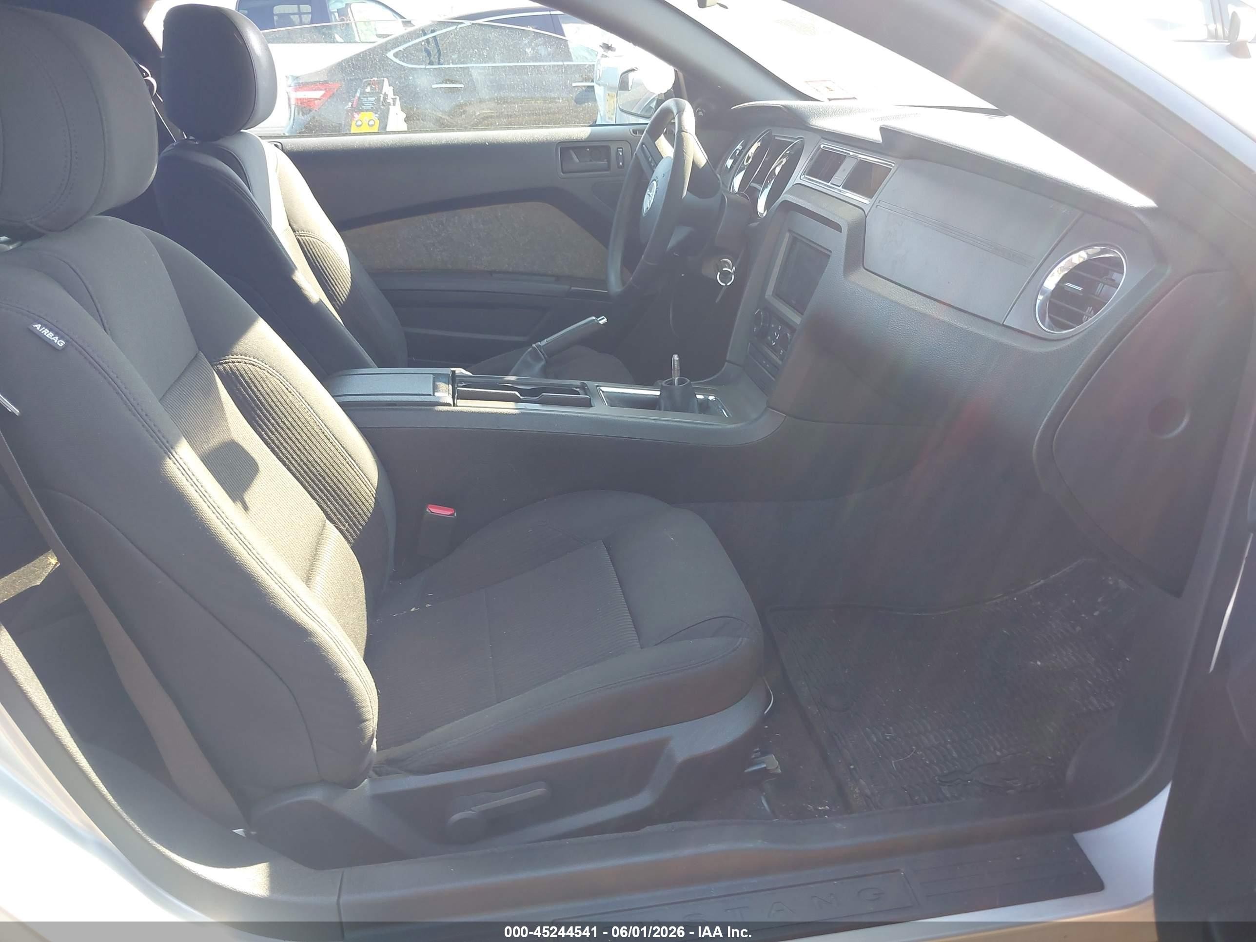 2012 Ford Mustang V6 Silver vin: 1ZVBP8AM6C5280452