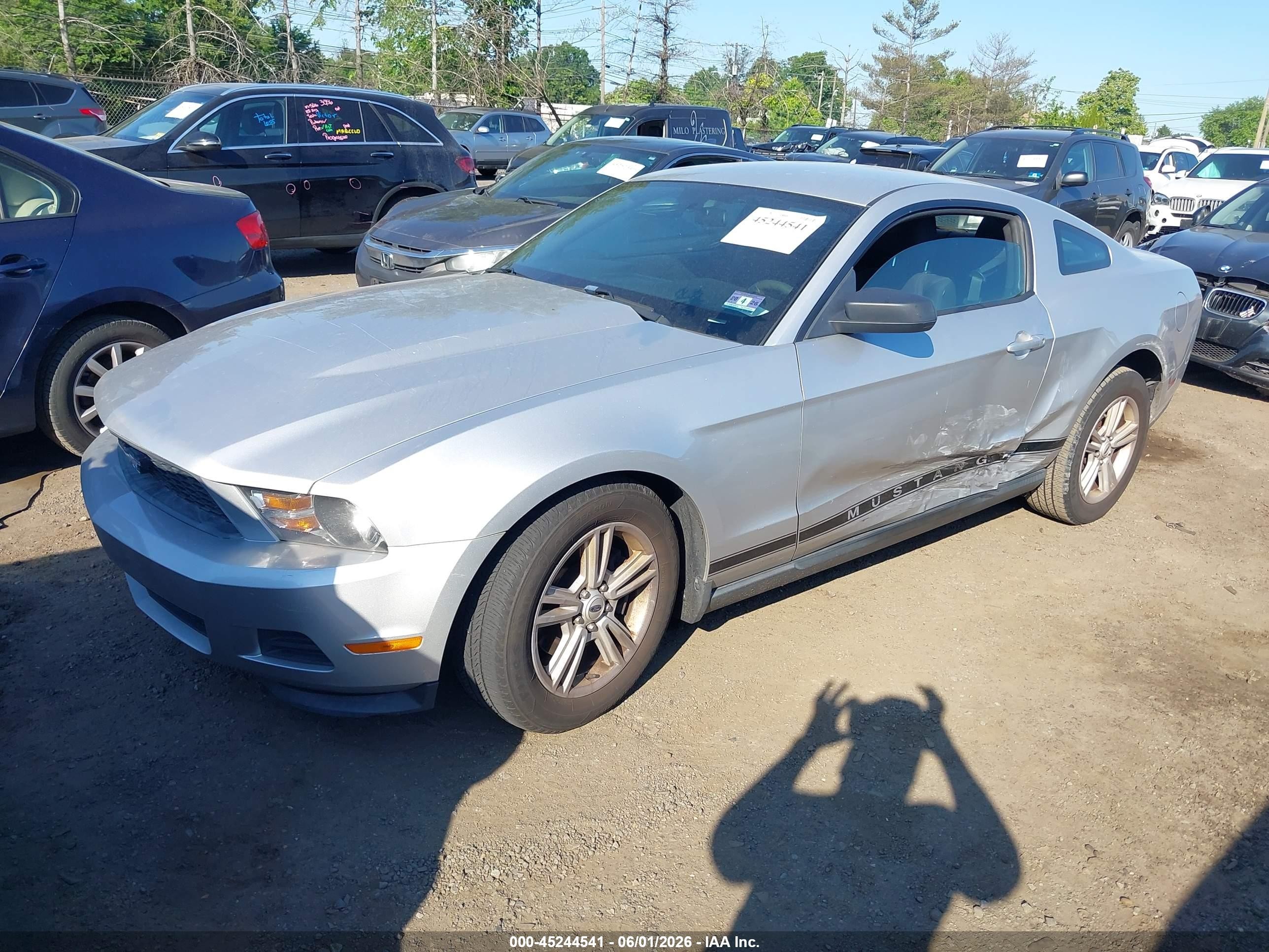 2012 Ford Mustang V6 Silver vin: 1ZVBP8AM6C5280452