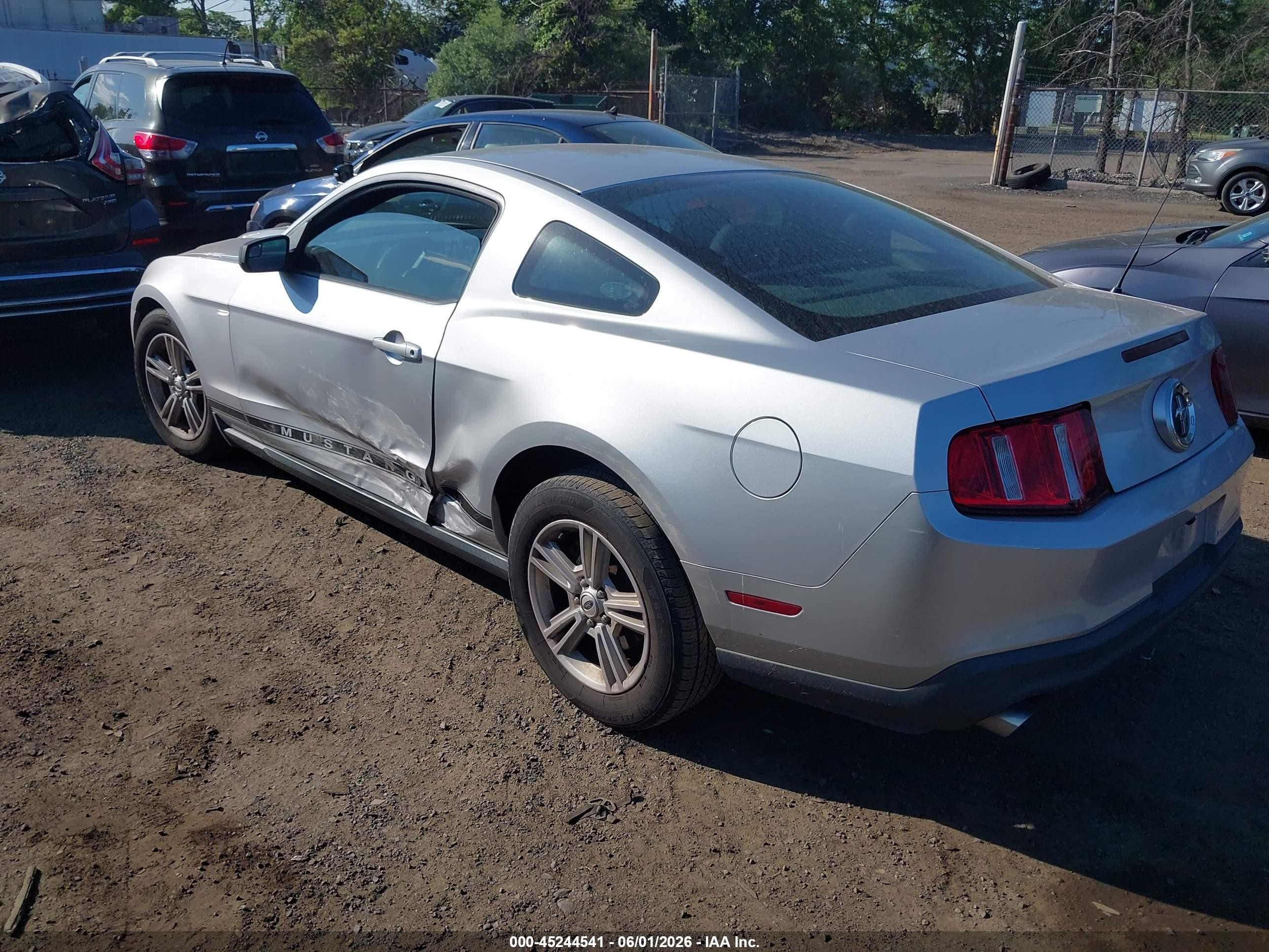 2012 Ford Mustang V6 Silver vin: 1ZVBP8AM6C5280452