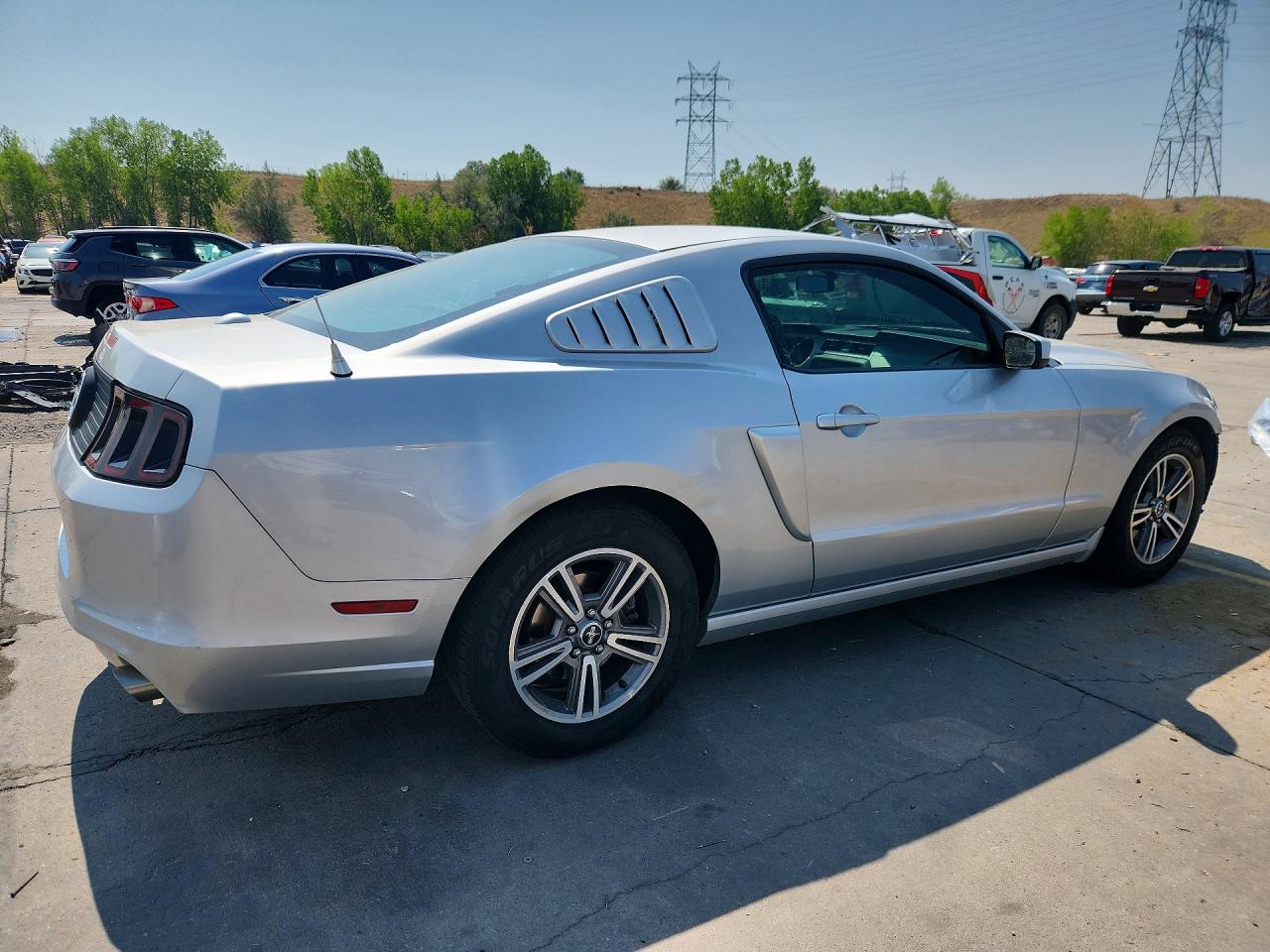 2013 Ford Mustang Silver vin: 1ZVBP8AM6D5238218