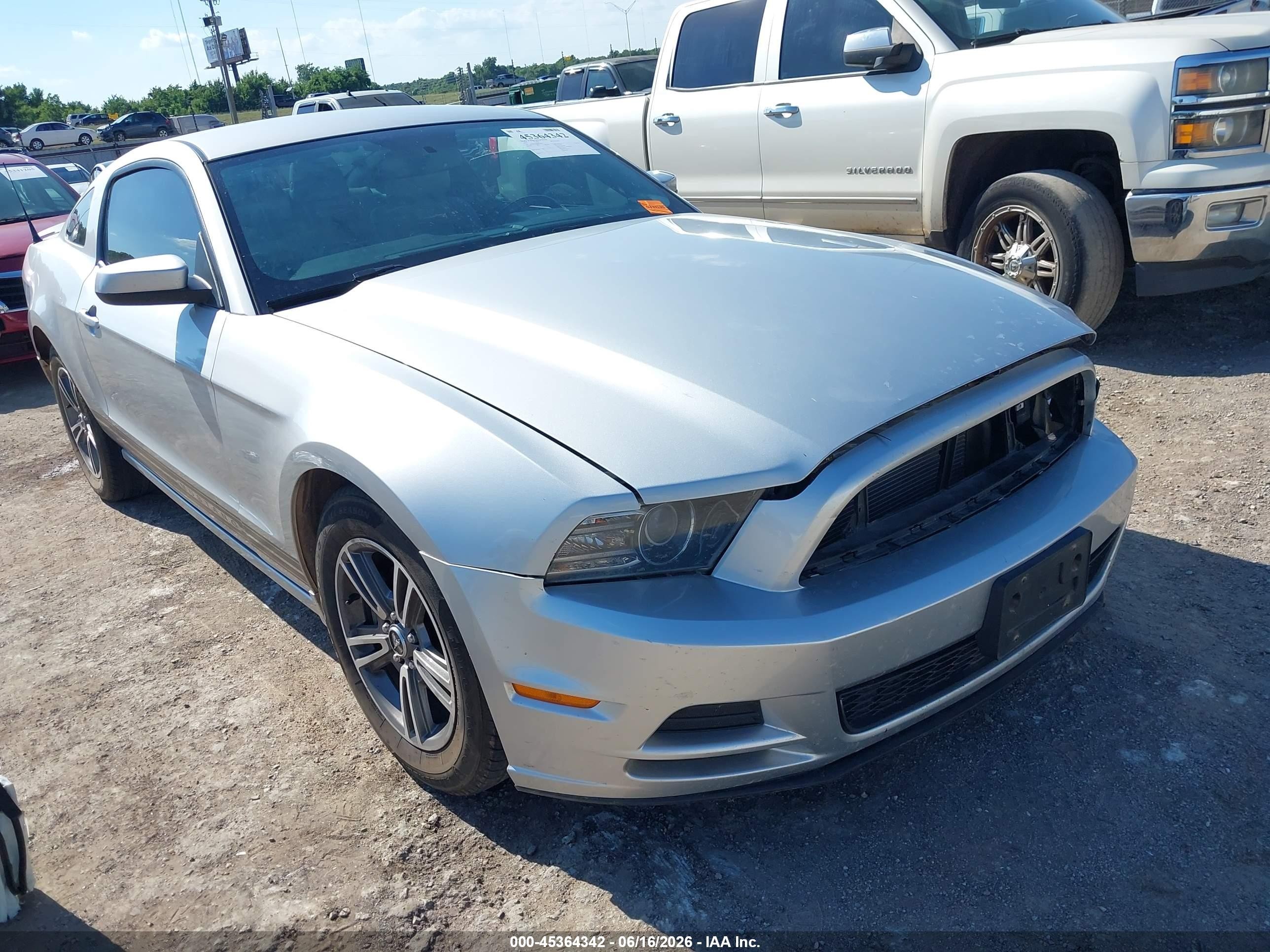 2013 Ford Mustang V6 Premium Silver vin: 1ZVBP8AM6D5239675