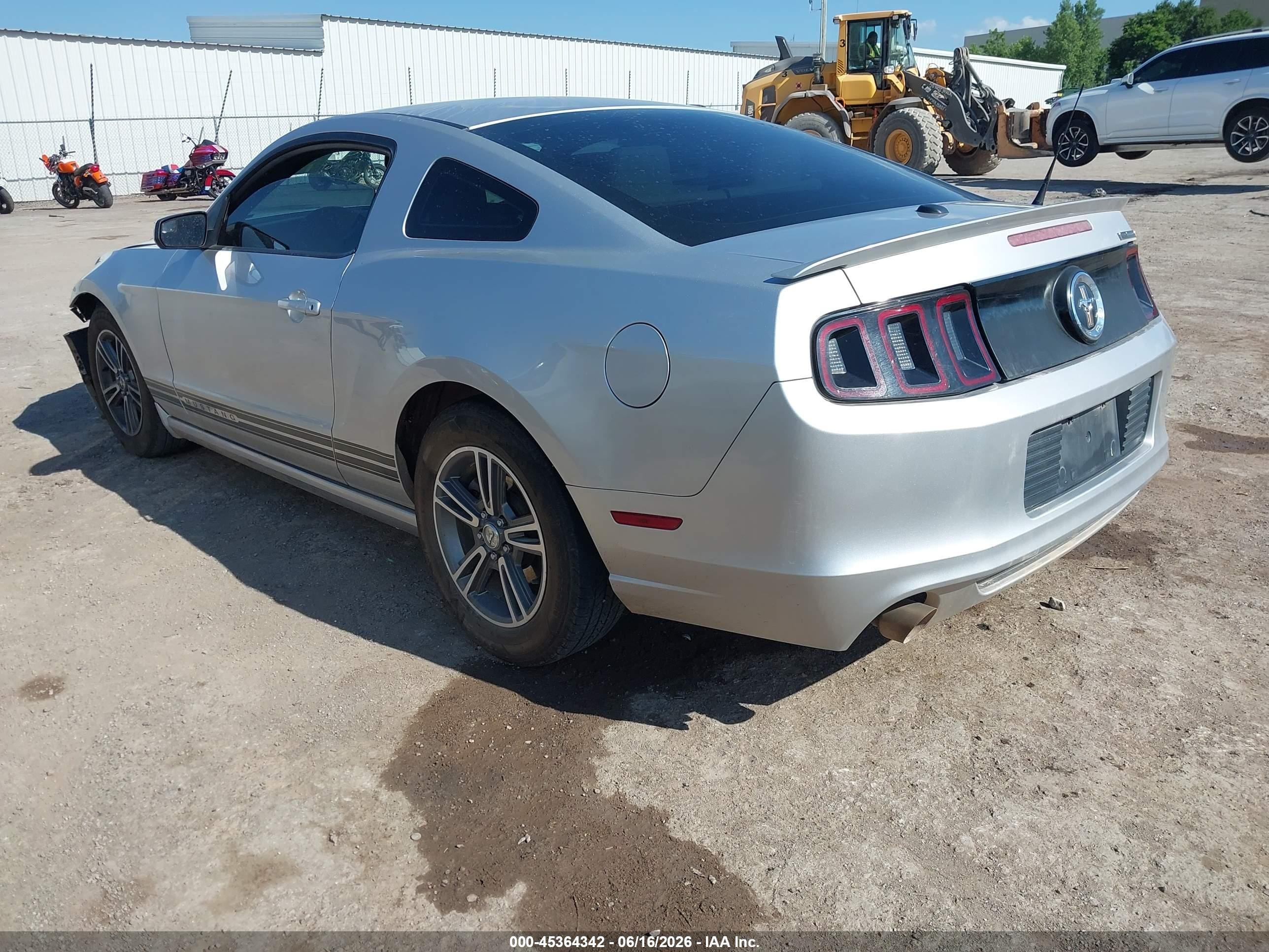 2013 Ford Mustang V6 Premium Silver vin: 1ZVBP8AM6D5239675