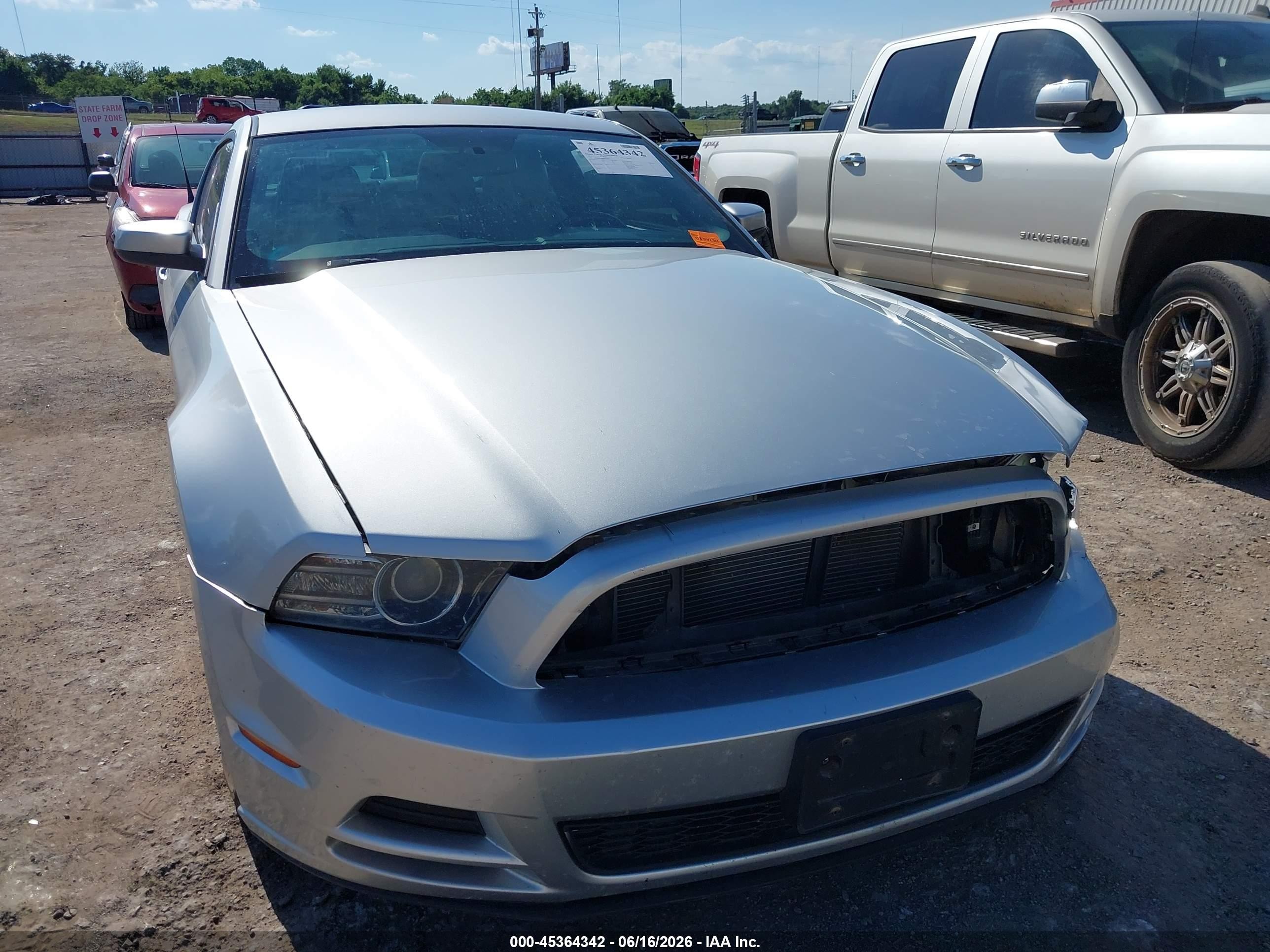 2013 Ford Mustang V6 Premium Silver vin: 1ZVBP8AM6D5239675