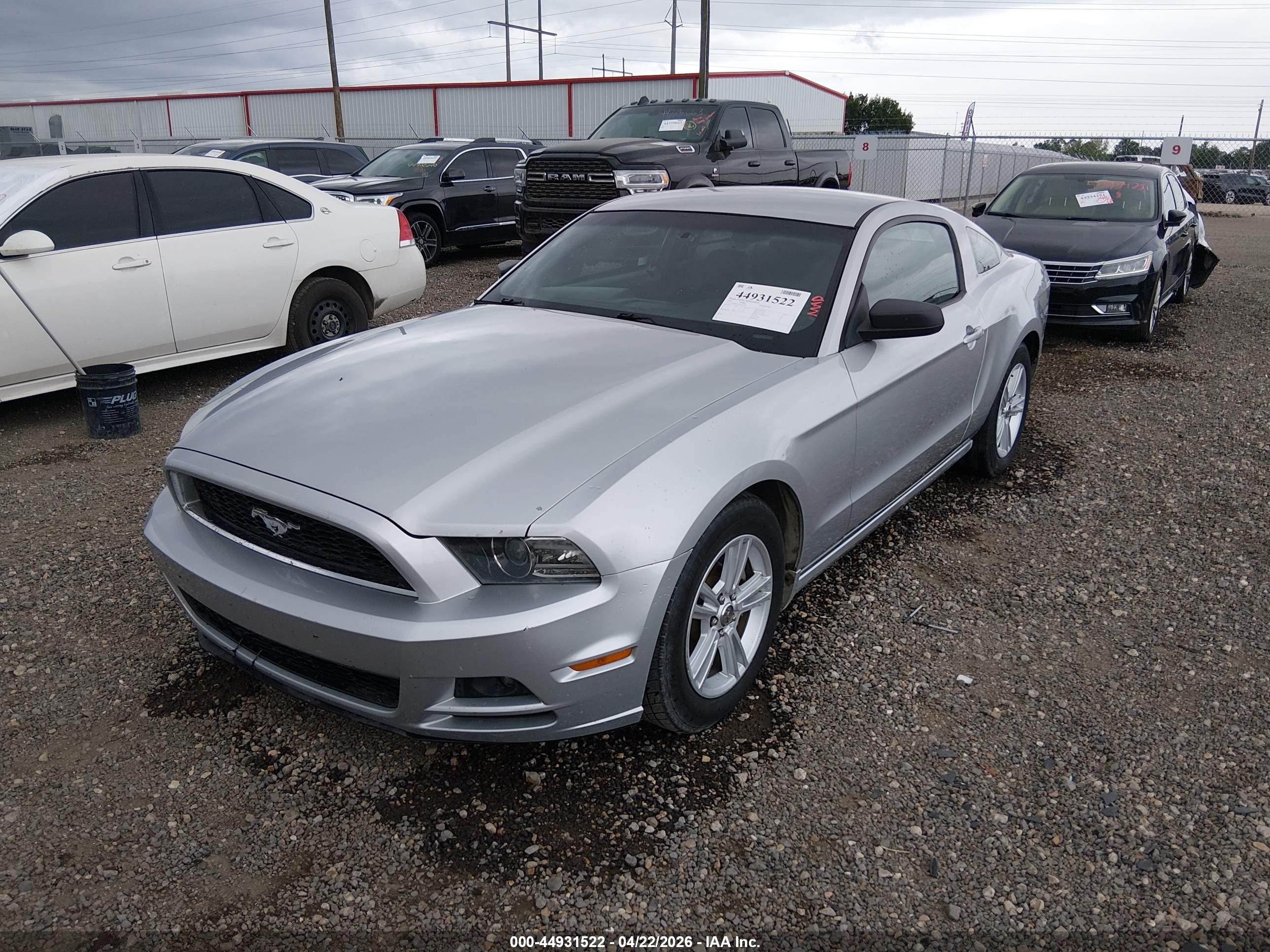2013 Ford Mustang V6 Silver vin: 1ZVBP8AM6D5277584