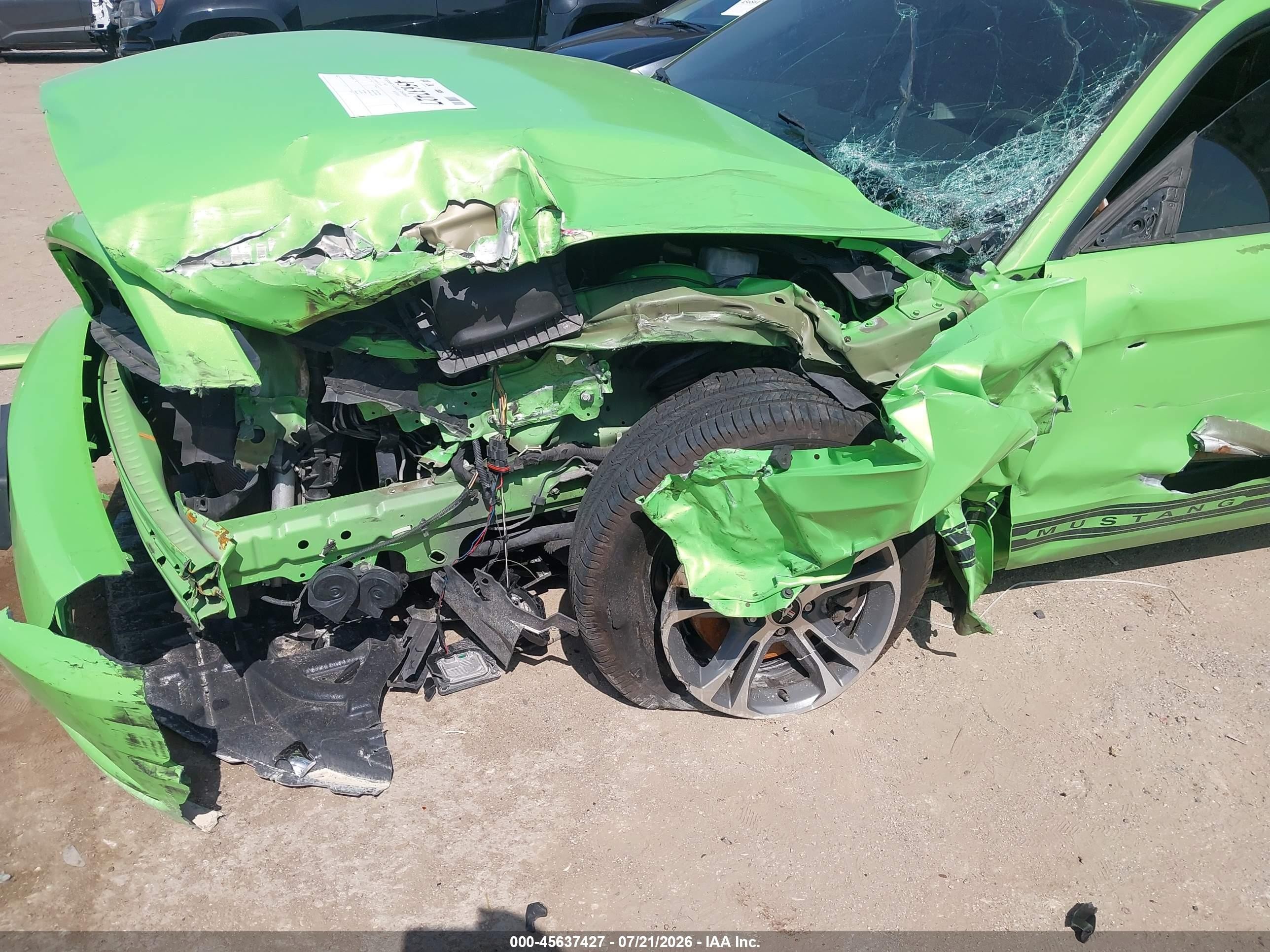 2014 Ford Mustang V6 Premium Green vin: 1ZVBP8AM6E5201574