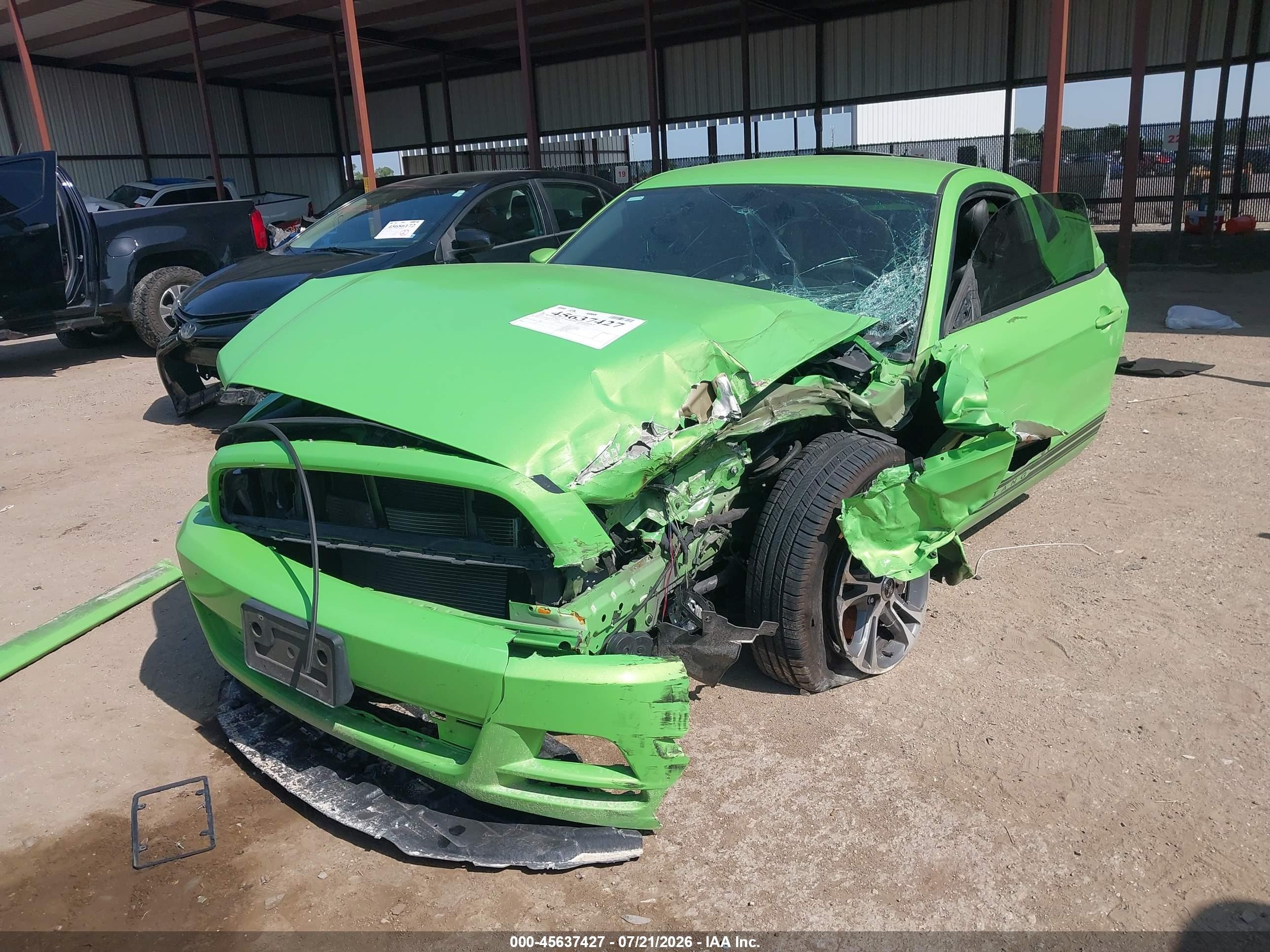 2014 Ford Mustang V6 Premium Green vin: 1ZVBP8AM6E5201574