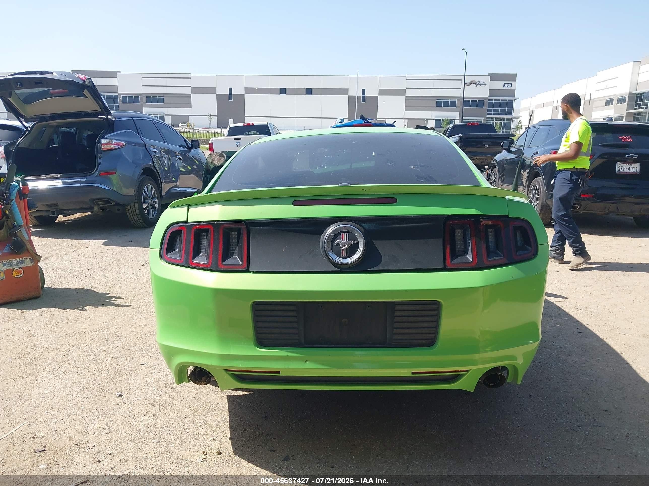 2014 Ford Mustang V6 Premium Green vin: 1ZVBP8AM6E5201574