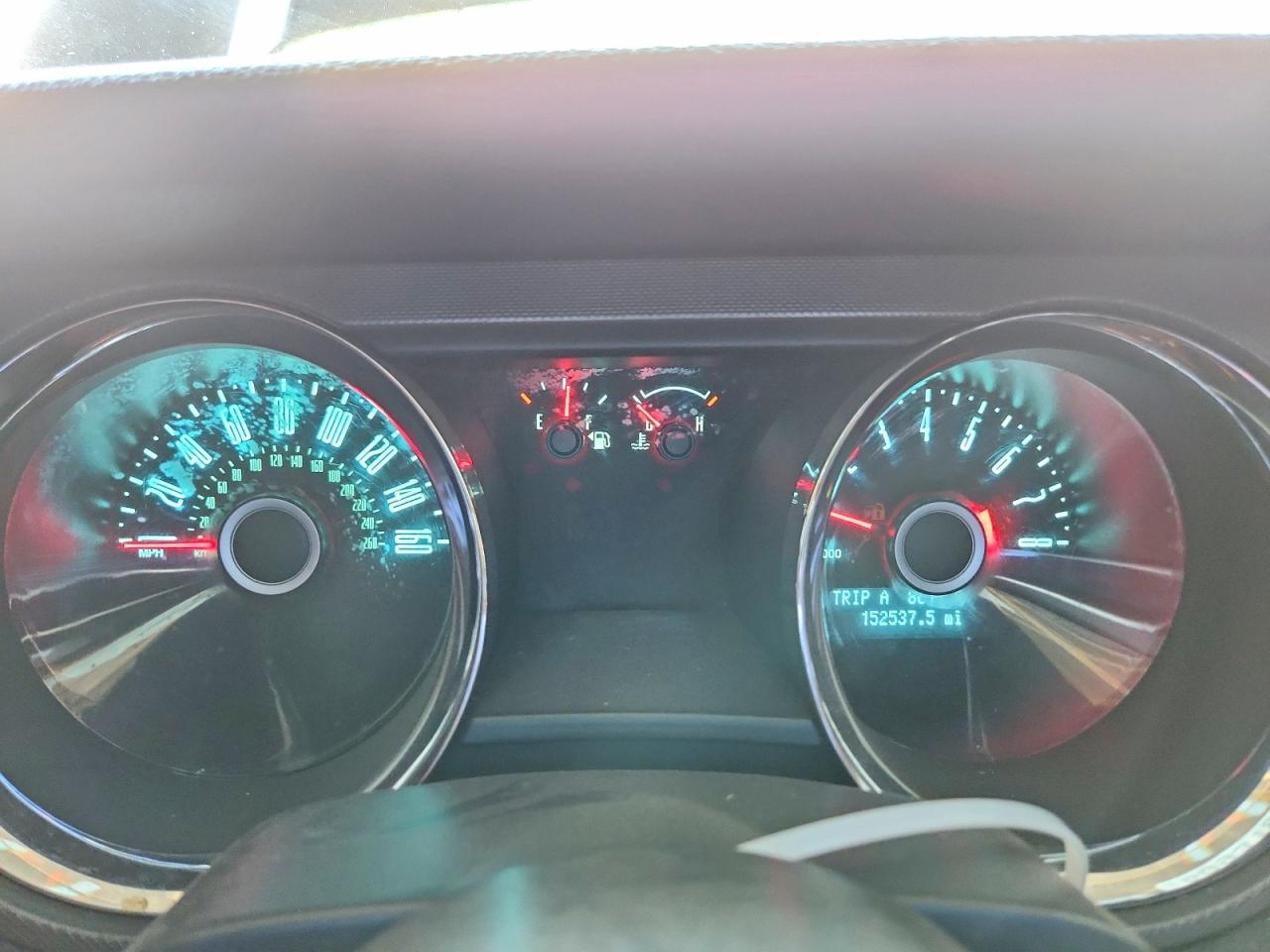 2014 Ford Mustang Red vin: 1ZVBP8AM6E5270149