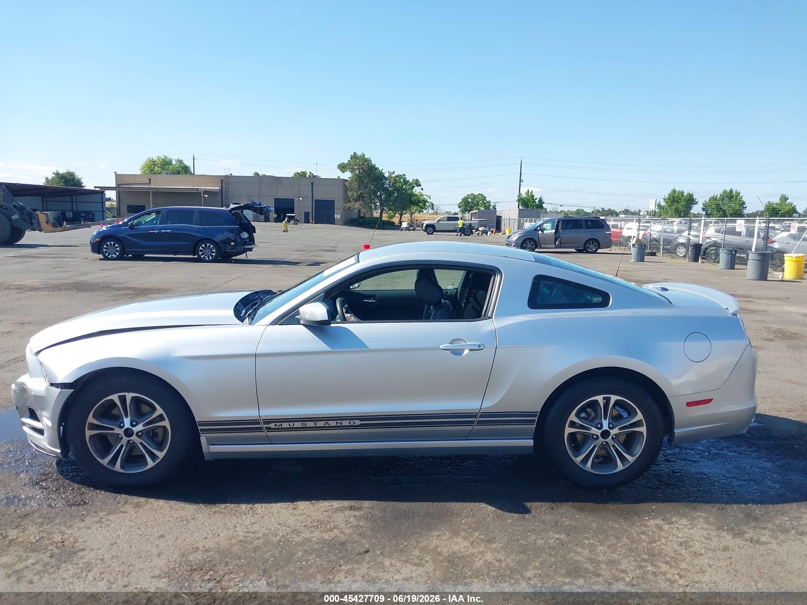 2014 Ford Mustang V6 Premium Silver vin: 1ZVBP8AM6E5297495