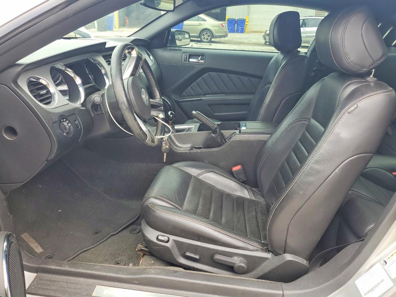 2014 Ford Mustang Silver vin: 1ZVBP8AM6E5308270