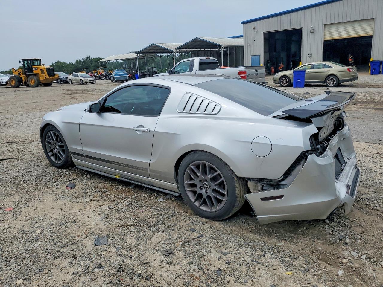 2014 Ford Mustang Silver vin: 1ZVBP8AM6E5308270