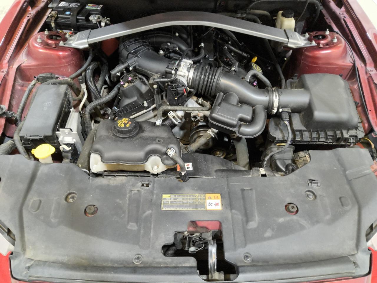 2014 Ford Mustang Red vin: 1ZVBP8AM6E5321908 Damage: Rear End/Differential, Noise, Repair Required