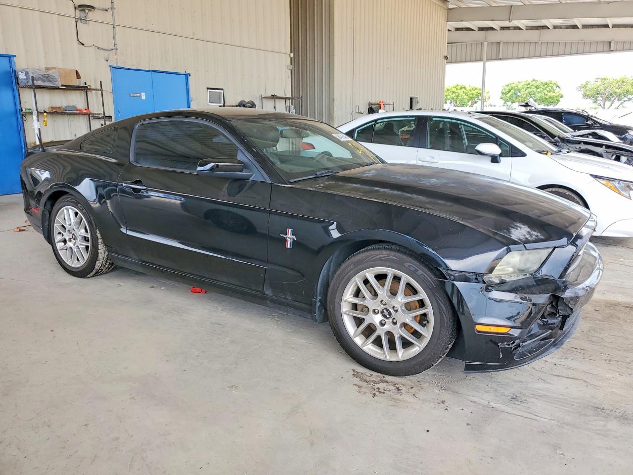 2014 Ford Mustang Black vin: 1ZVBP8AM6E5334402