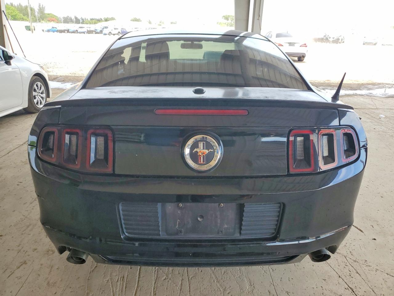 2014 Ford Mustang Black vin: 1ZVBP8AM6E5334402