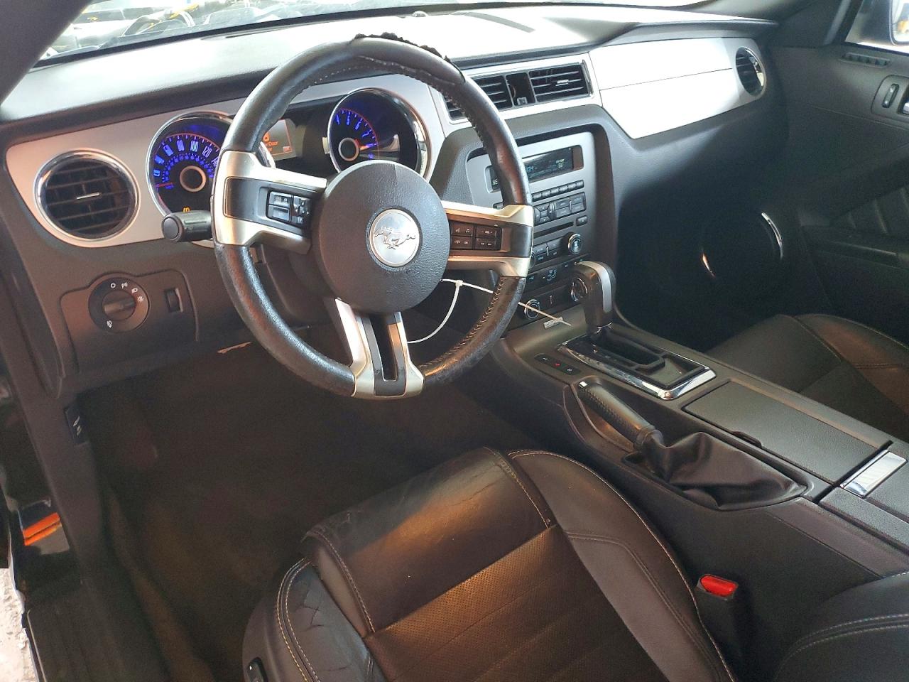 2014 Ford Mustang Black vin: 1ZVBP8AM6E5334402