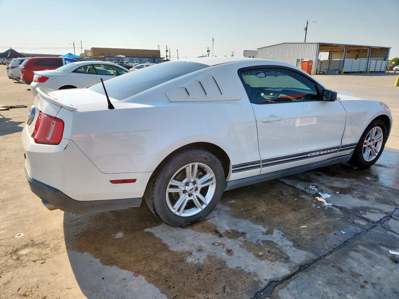 2011 Ford Mustang White vin: 1ZVBP8AM7B5125147