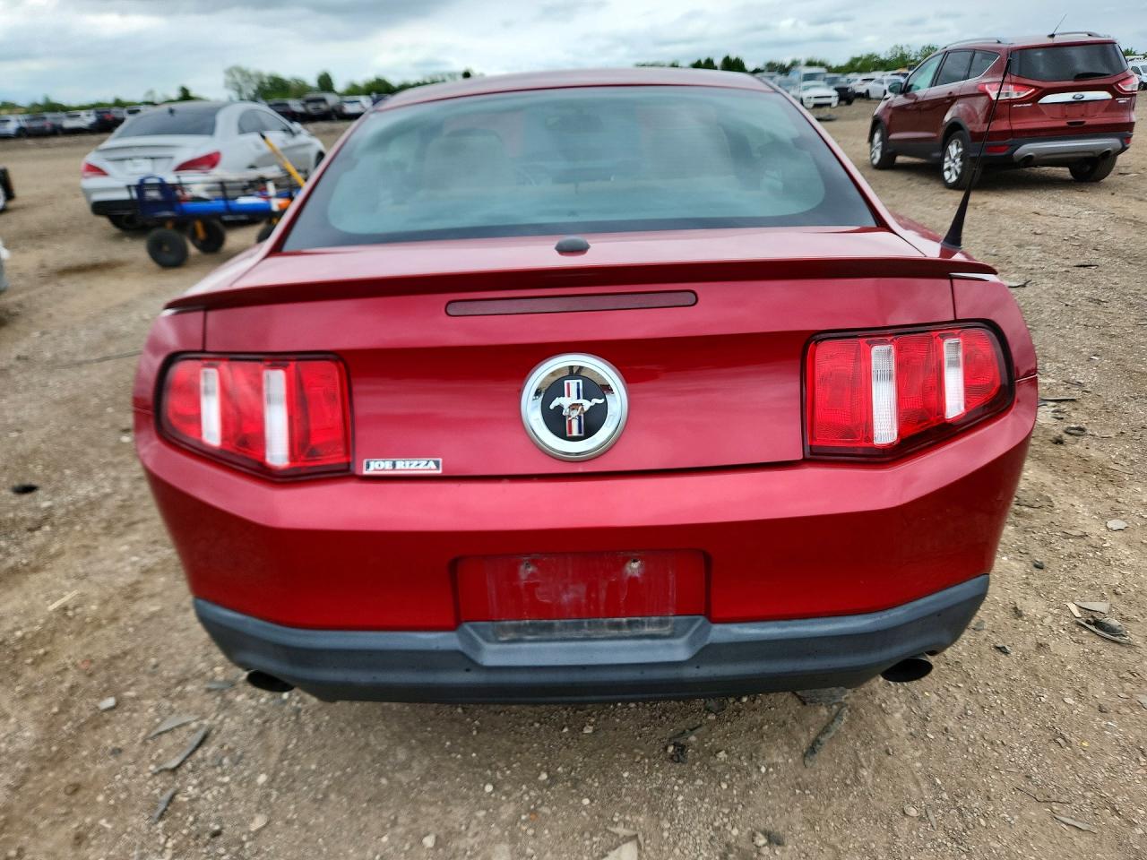 2011 Ford Mustang Red vin: 1ZVBP8AM7B5139551