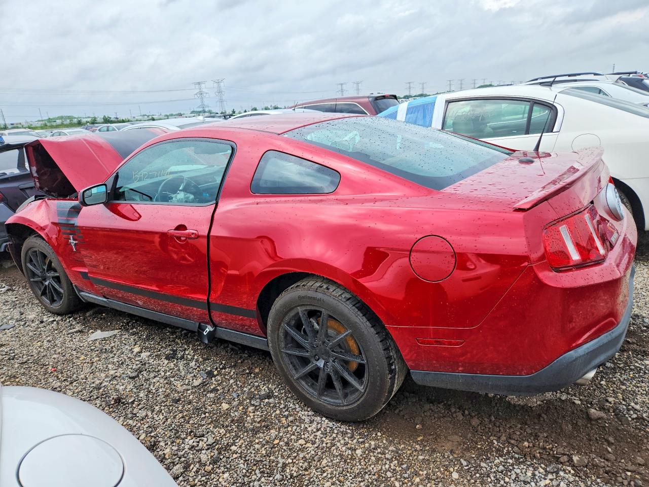 2011 Ford Mustang Red vin: 1ZVBP8AM7B5139551