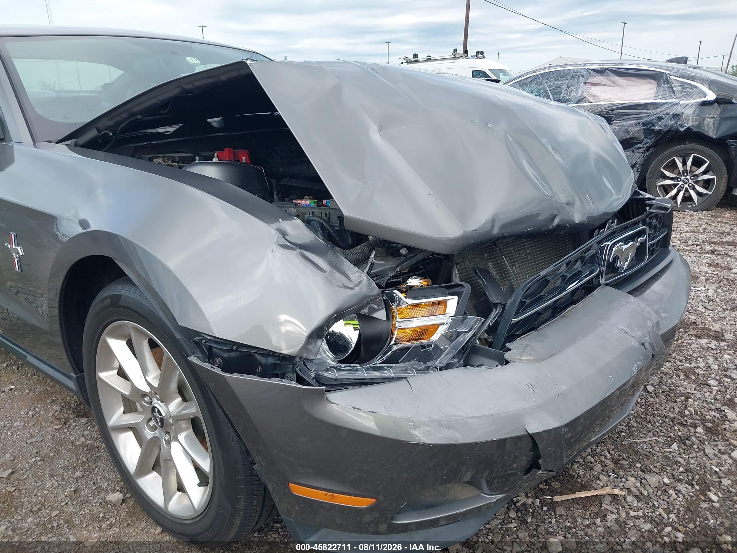 2011 Ford Mustang V6 Premium Gray vin: 1ZVBP8AM7B5147651
