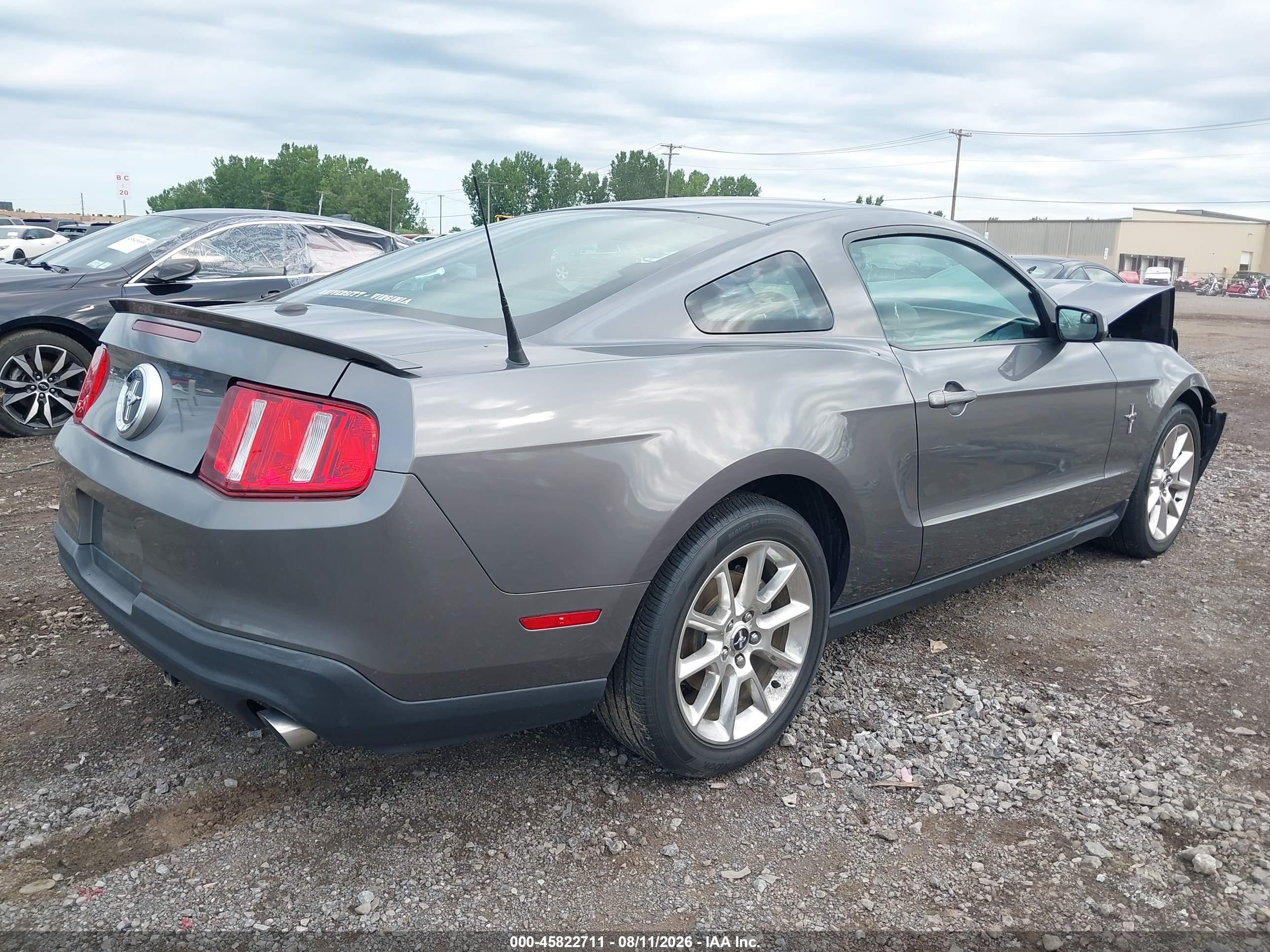 2011 Ford Mustang V6 Premium Gray vin: 1ZVBP8AM7B5147651