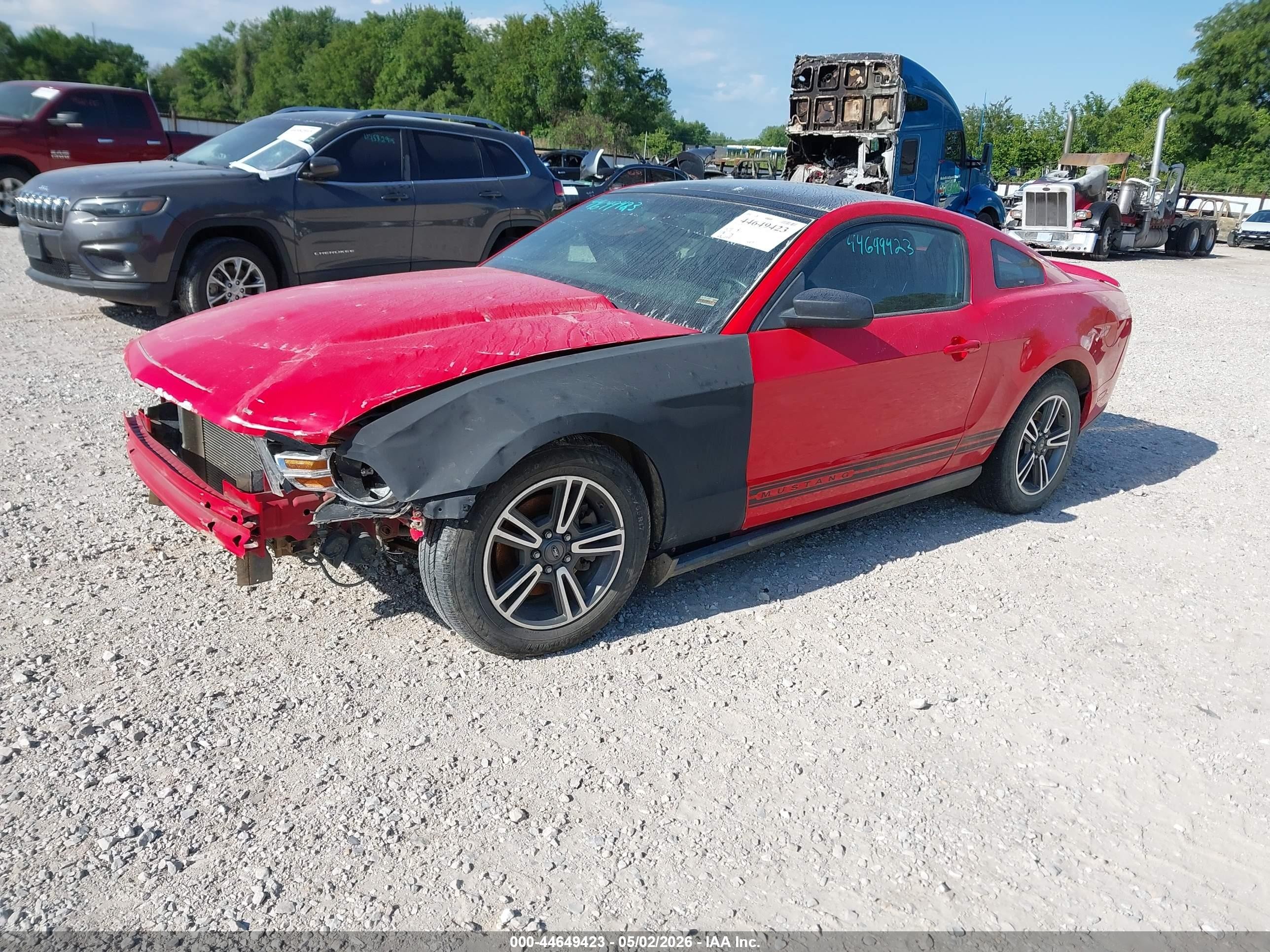 2011 Ford Mustang V6 Premium Red vin: 1ZVBP8AM7B5168192