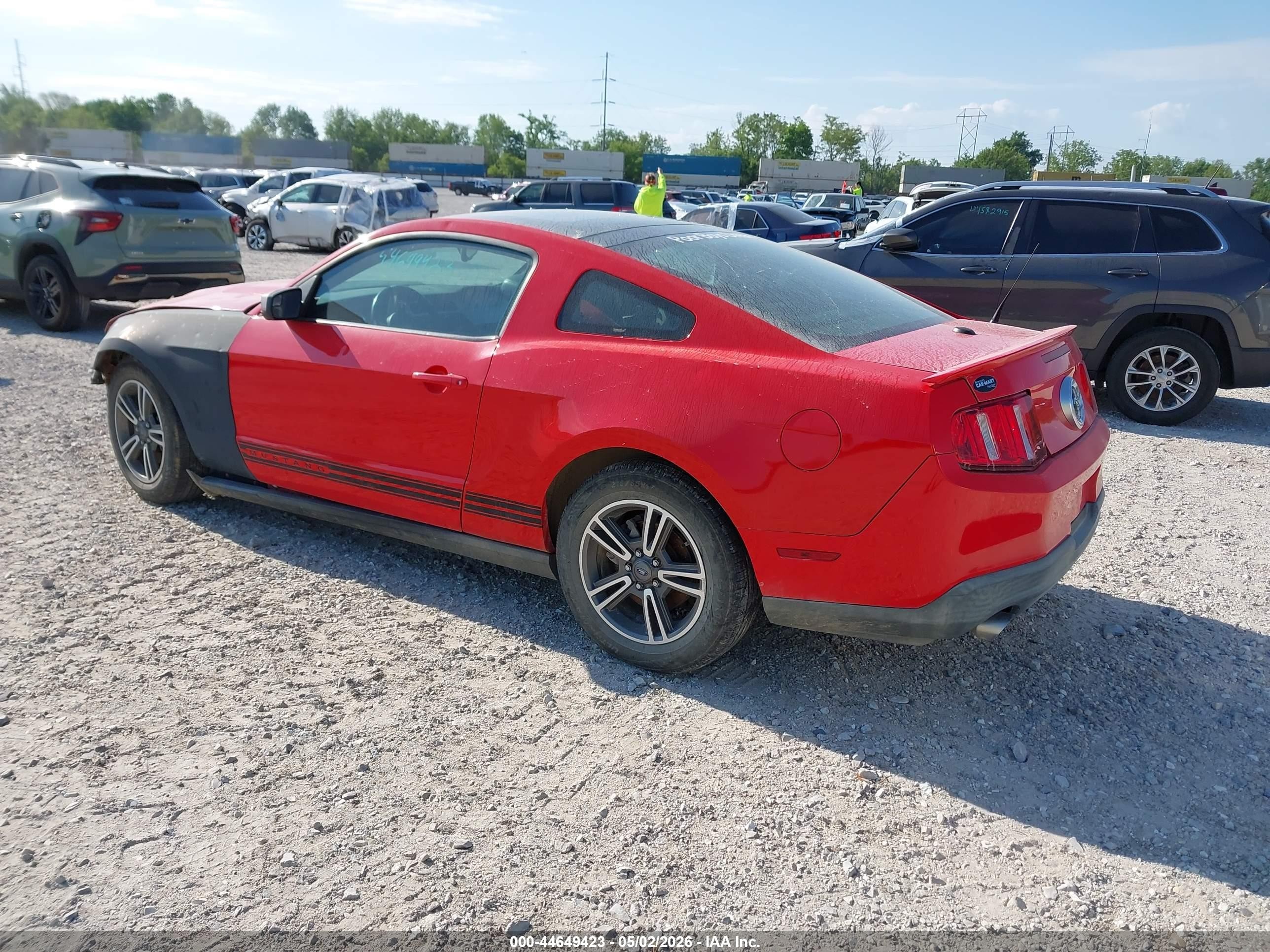 2011 Ford Mustang V6 Premium Red vin: 1ZVBP8AM7B5168192
