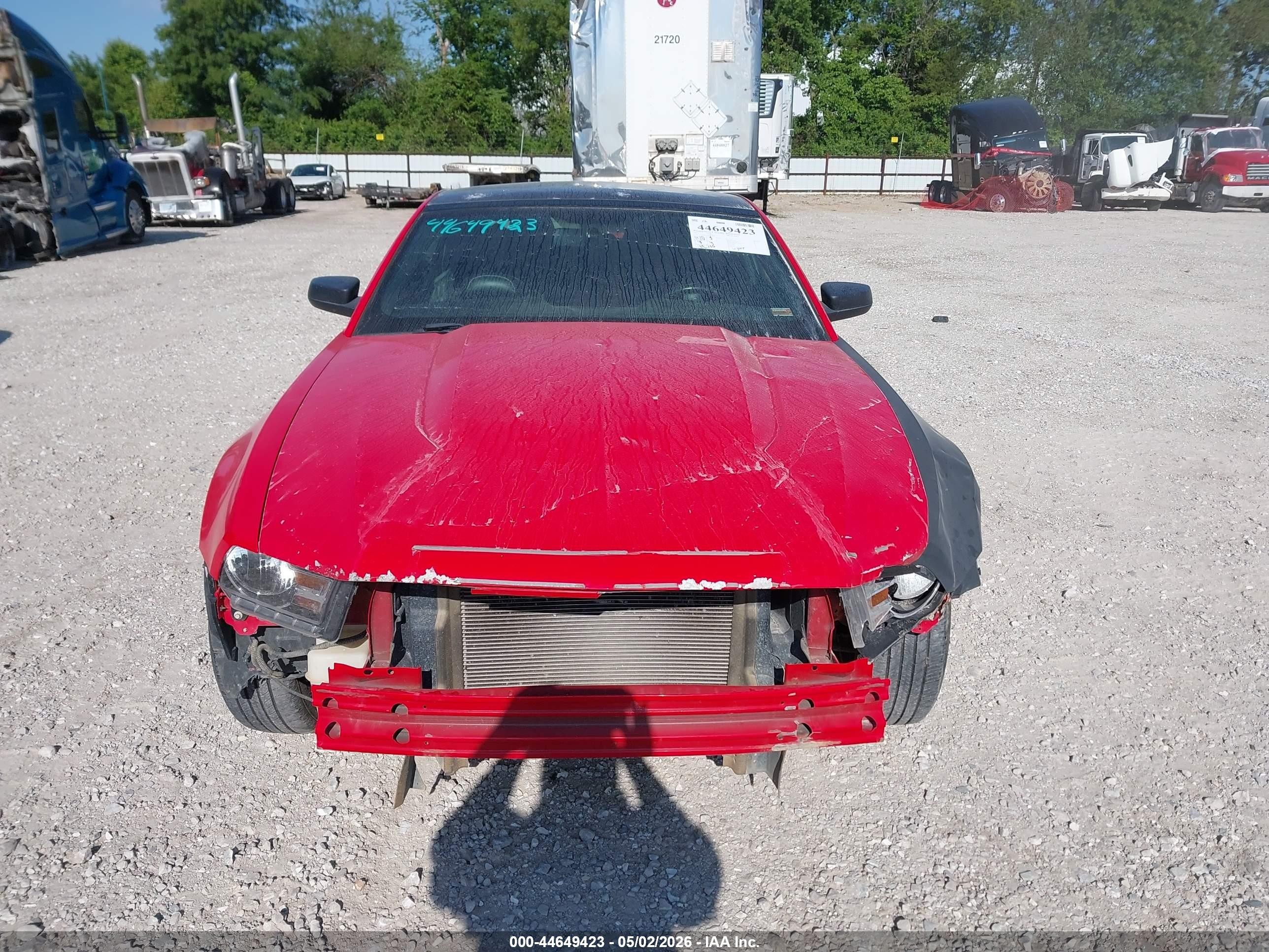 2011 Ford Mustang V6 Premium Red vin: 1ZVBP8AM7B5168192