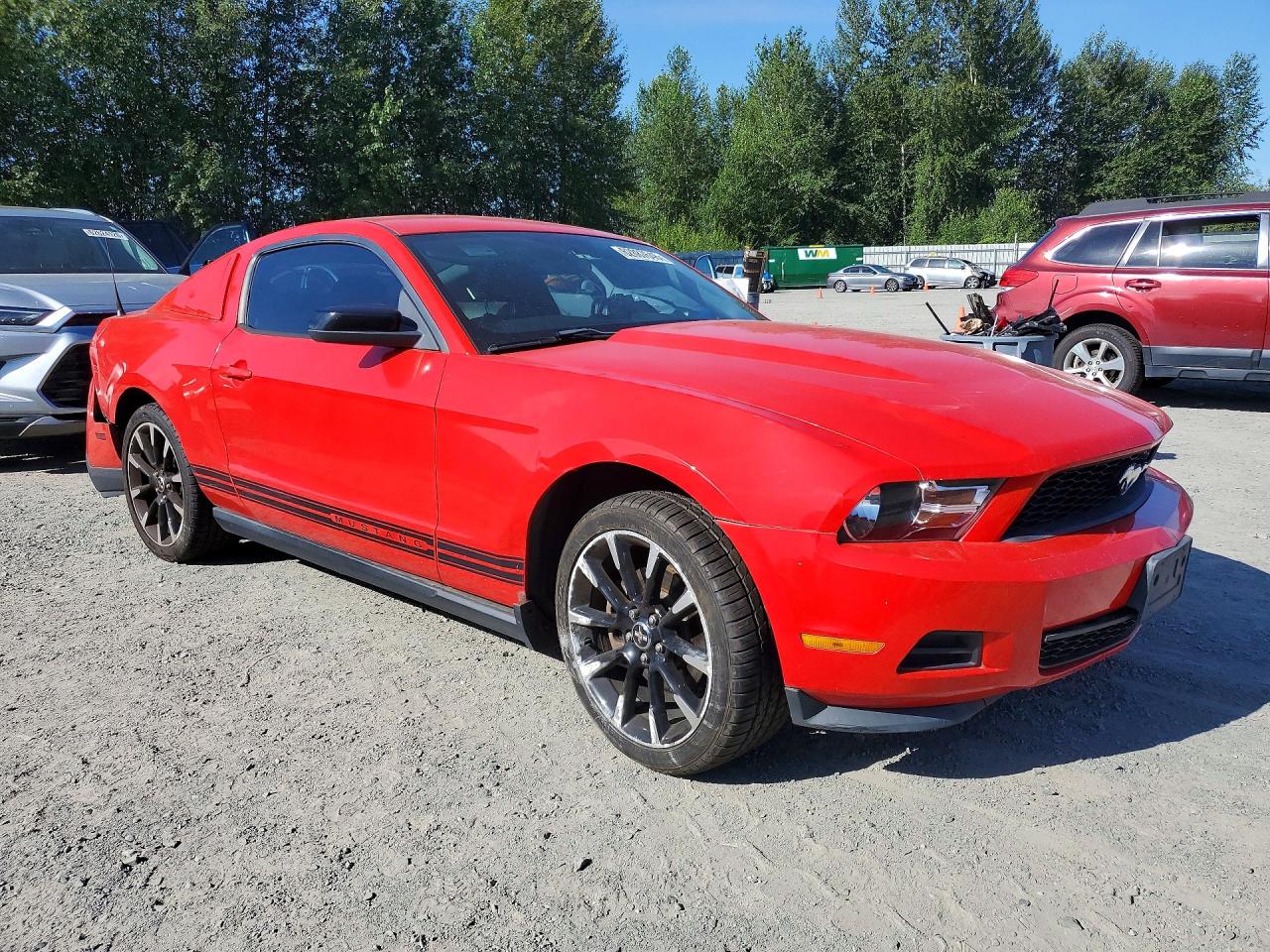 2012 Ford Mustang Red vin: 1ZVBP8AM7C5205310
