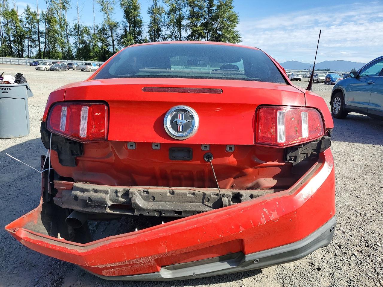 2012 Ford Mustang Red vin: 1ZVBP8AM7C5205310