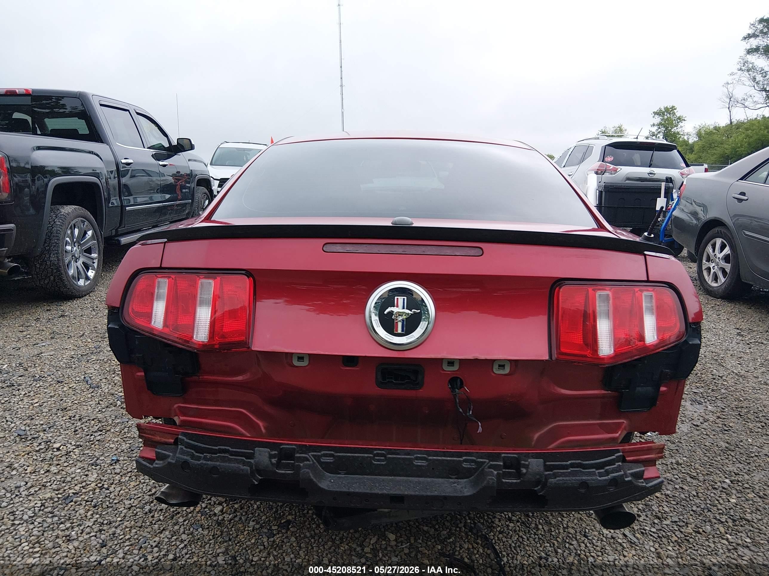 2012 Ford Mustang V6 Premium Red vin: 1ZVBP8AM7C5208790