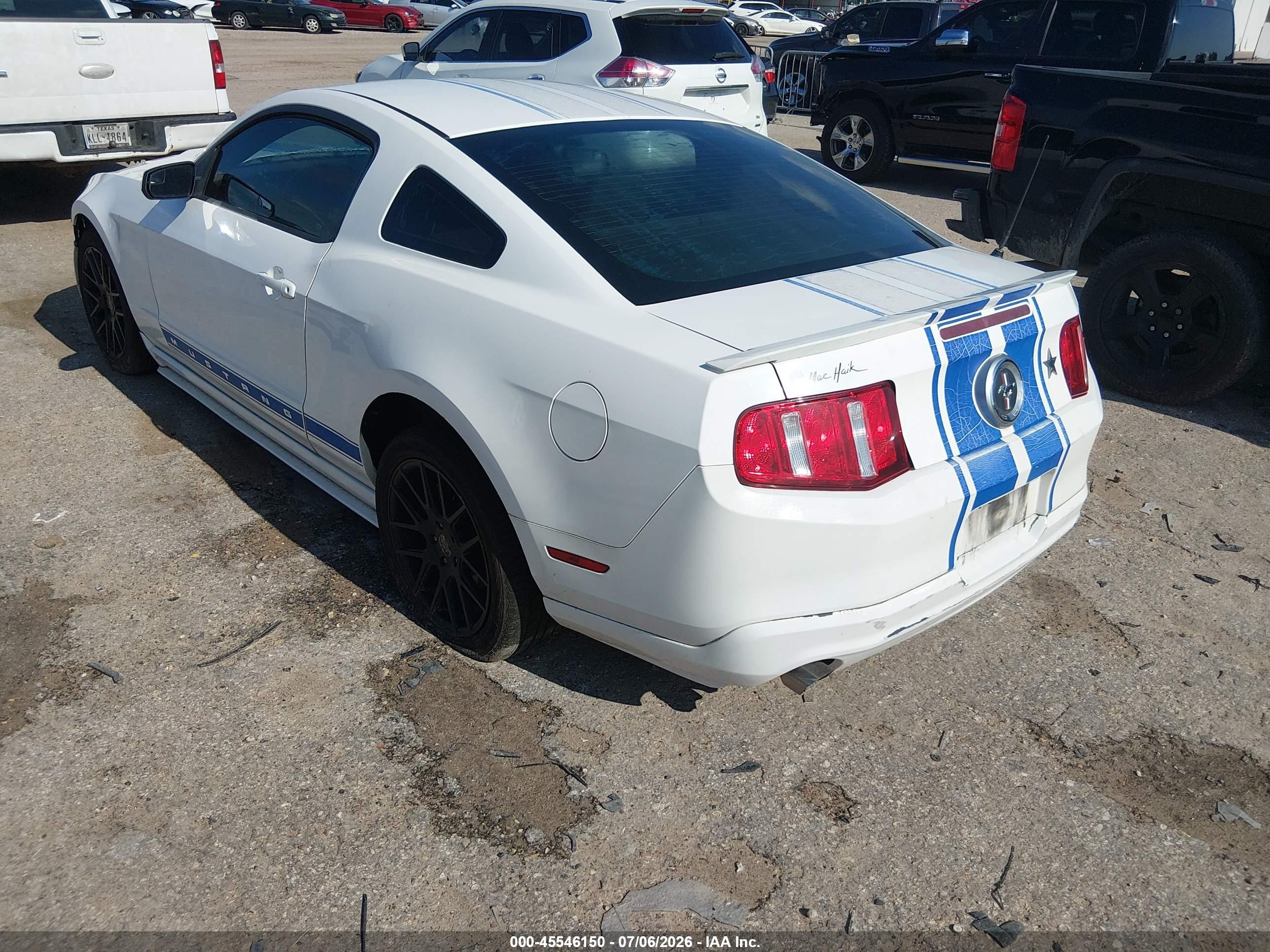 2012 Ford Mustang V6/v6 Premium White vin: 1ZVBP8AM7C5221586