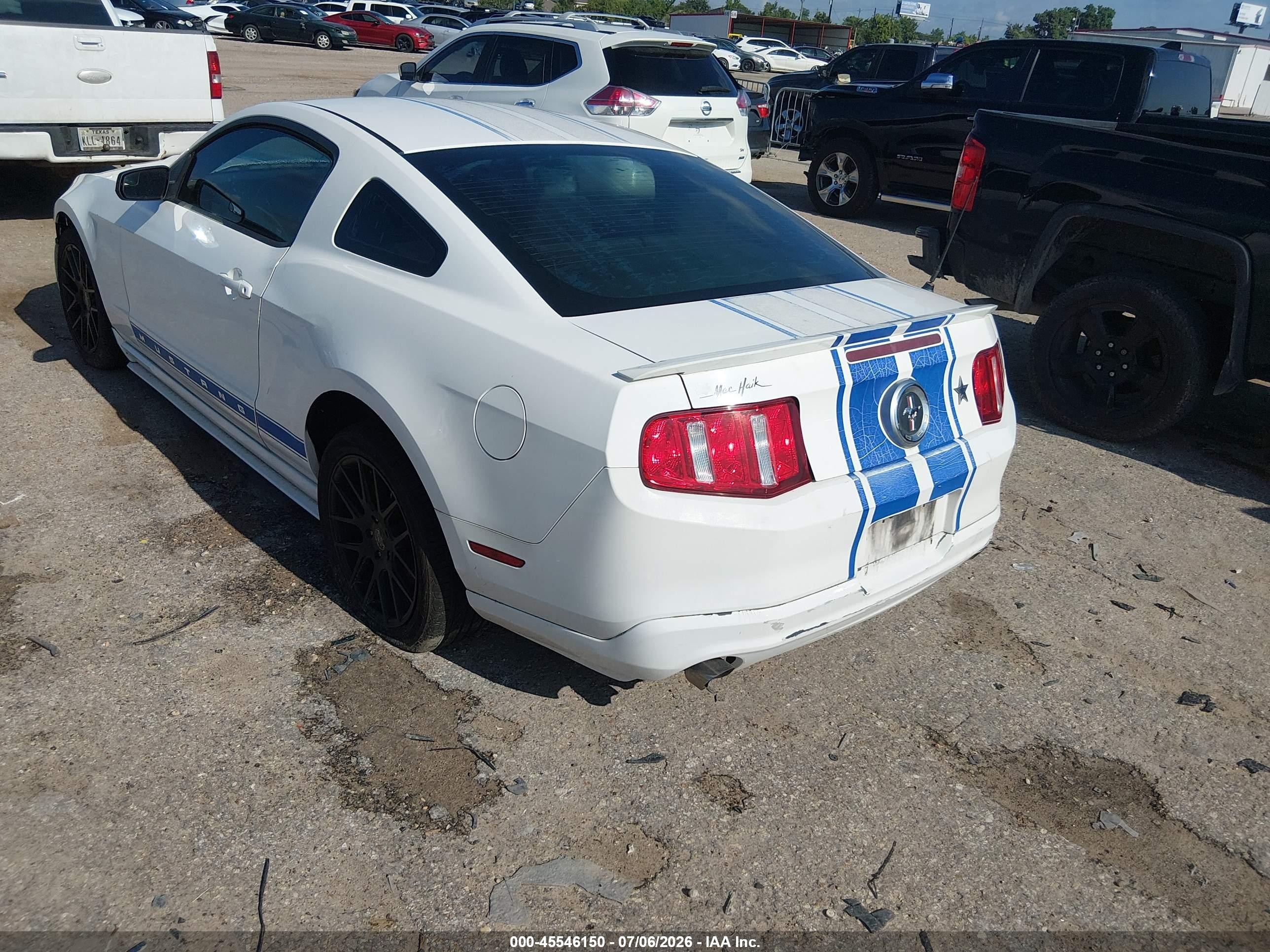 2012 Ford Mustang V6/v6 Premium White vin: 1ZVBP8AM7C5221586