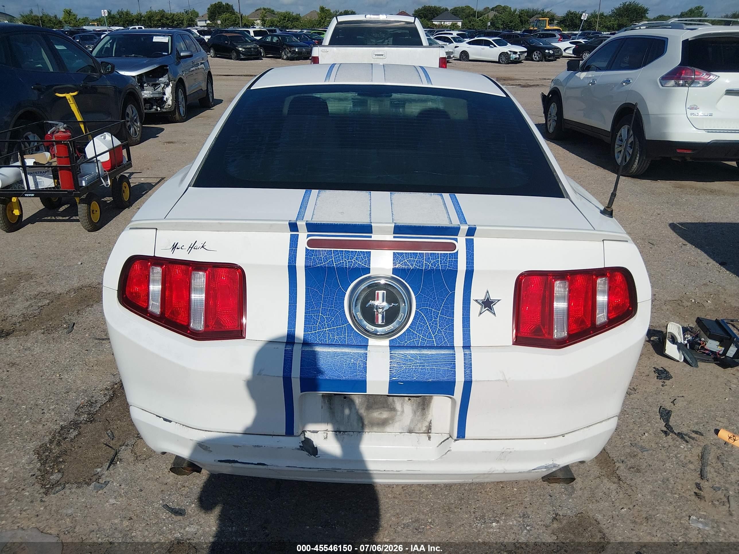2012 Ford Mustang V6/v6 Premium White vin: 1ZVBP8AM7C5221586
