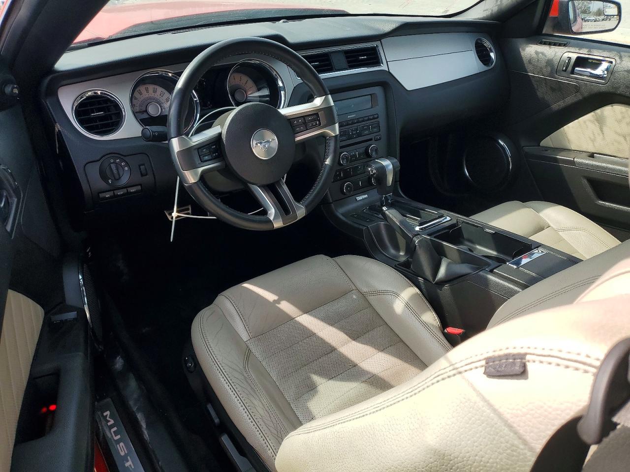 2012 Ford Mustang Red vin: 1ZVBP8AM7C5235424