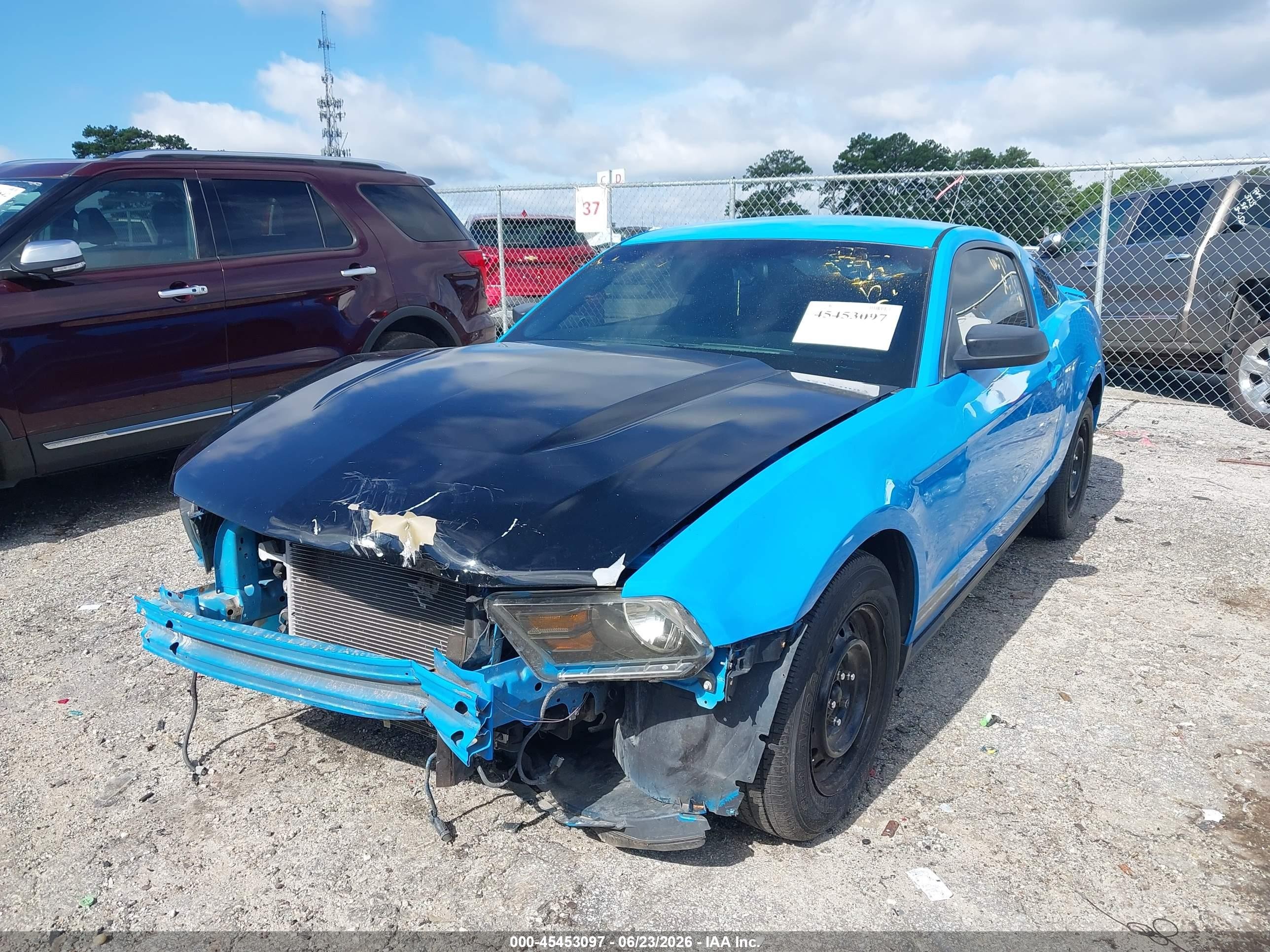 2012 Ford Mustang V6/v6 Premium Blue vin: 1ZVBP8AM7C5266317