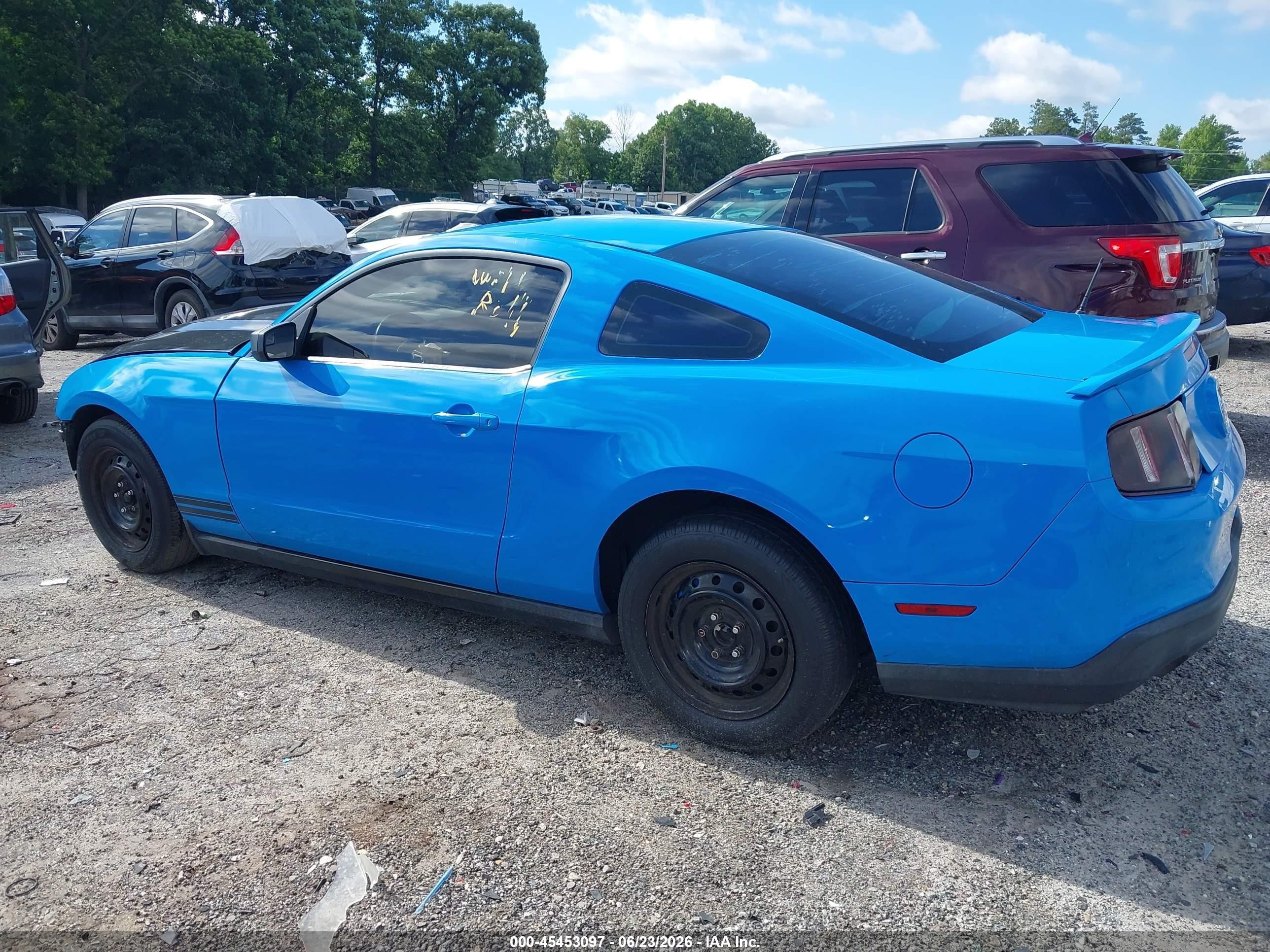 2012 Ford Mustang V6/v6 Premium Blue vin: 1ZVBP8AM7C5266317