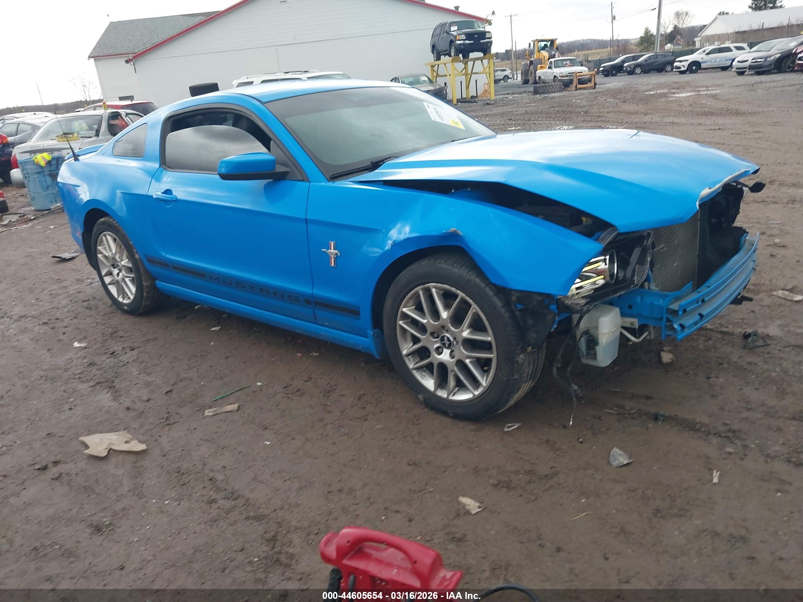2013 Ford Mustang V6 Синий vin: 1ZVBP8AM7D5215109