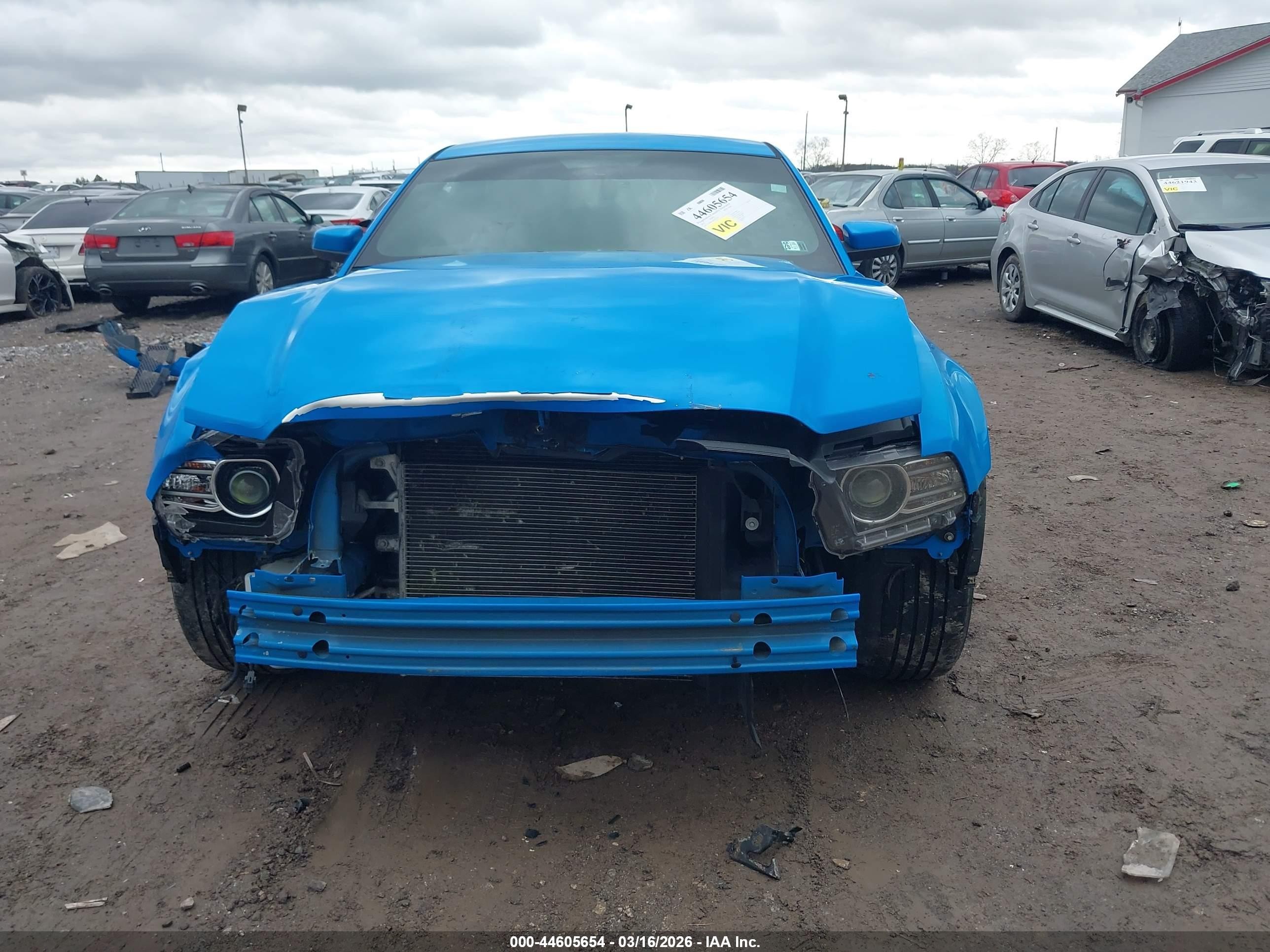 2013 Ford Mustang V6 Синий vin: 1ZVBP8AM7D5215109