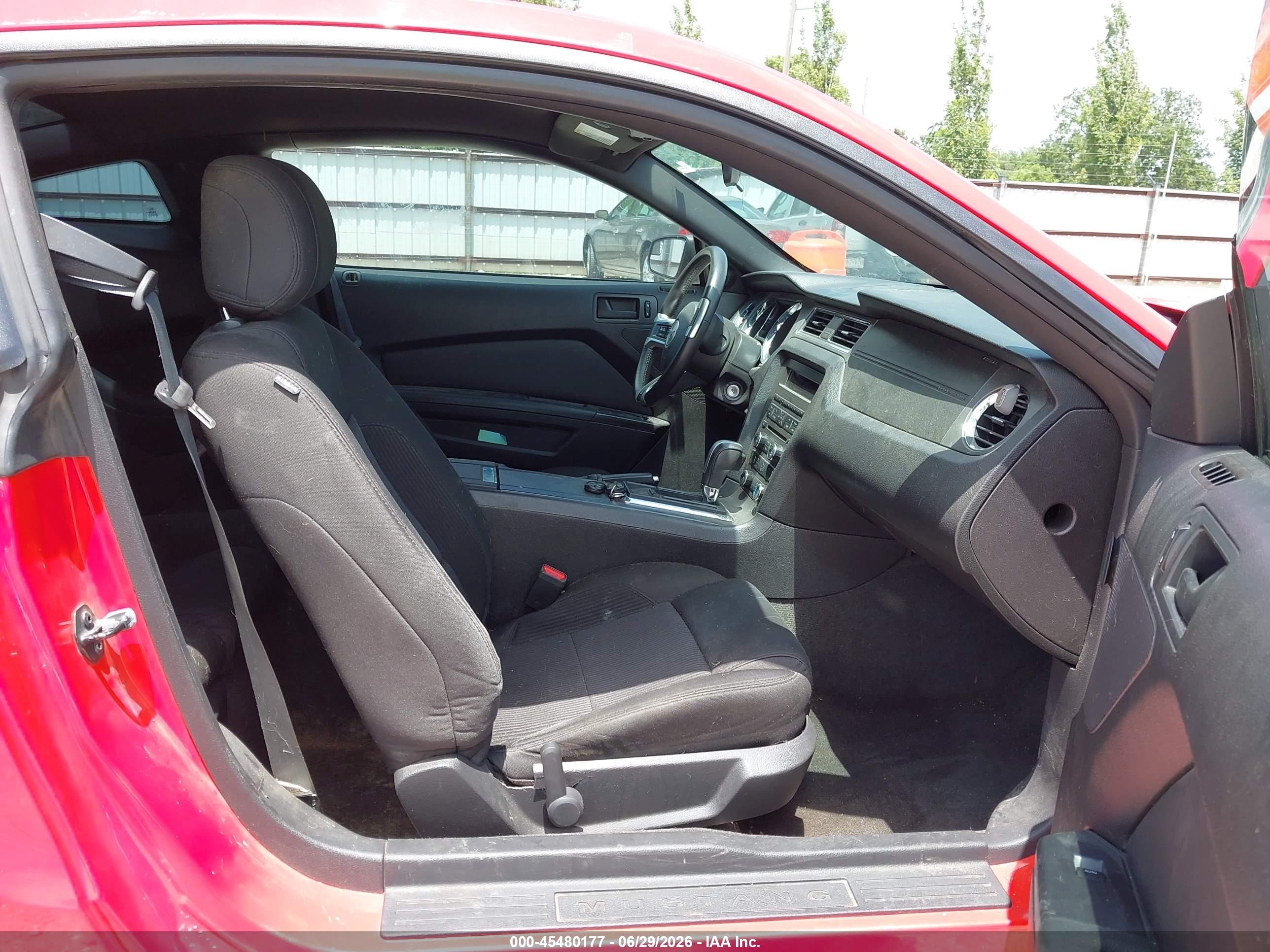 2013 Ford Mustang V6/v6 Premium Red vin: 1ZVBP8AM7D5241869