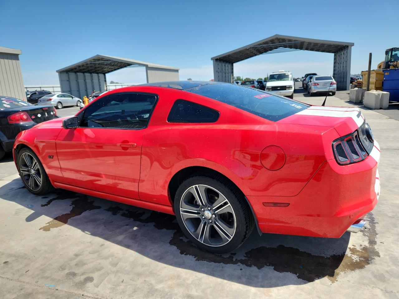 2013 Ford Mustang Red vin: 1ZVBP8AM7D5262558 Damage: Left Qtr Panel, Dent(S) W/No Paint Dmg, 1/2 To 1 Inch
