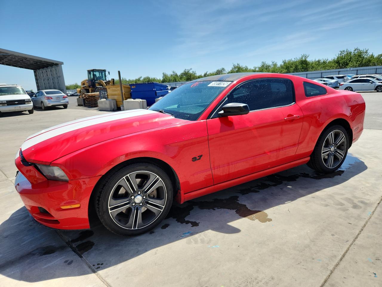 2013 Ford Mustang Red vin: 1ZVBP8AM7D5262558 Damage: Left Front Fender, Dent(S) W/No Paint Dmg, < 1/8 Inch