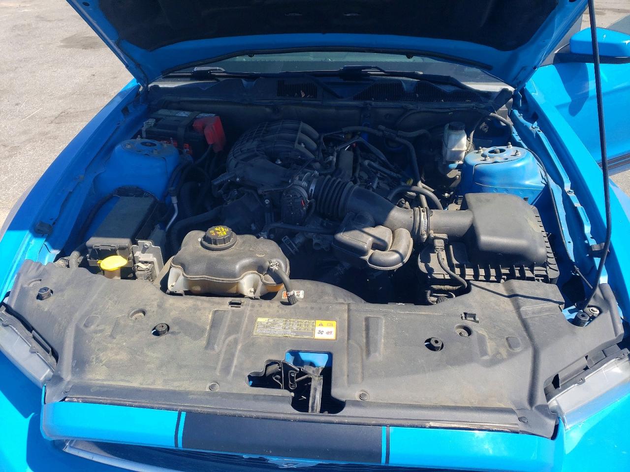 2014 Ford Mustang 2d Blue vin: 1ZVBP8AM7E5210994