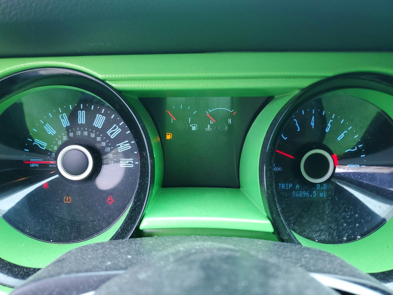 2014 Ford Mustang Green vin: 1ZVBP8AM7E5255367