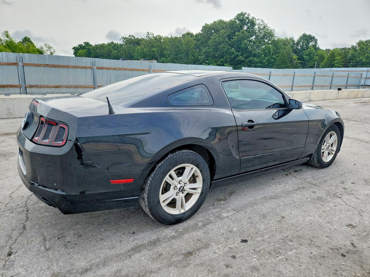 2014 Ford Mustang Black vin: 1ZVBP8AM7E5266112