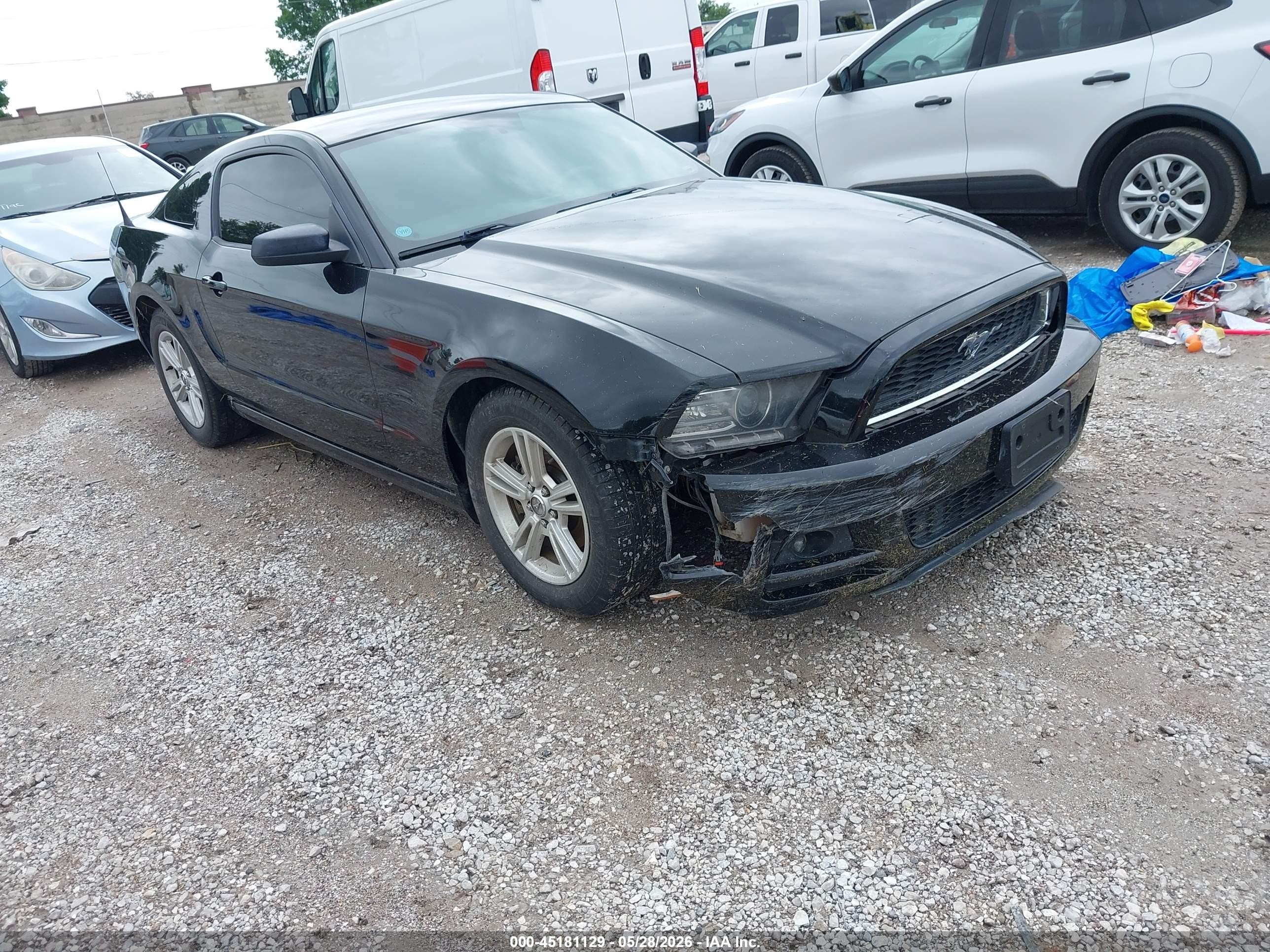 2014 Ford Mustang V6 Black vin: 1ZVBP8AM7E5281001