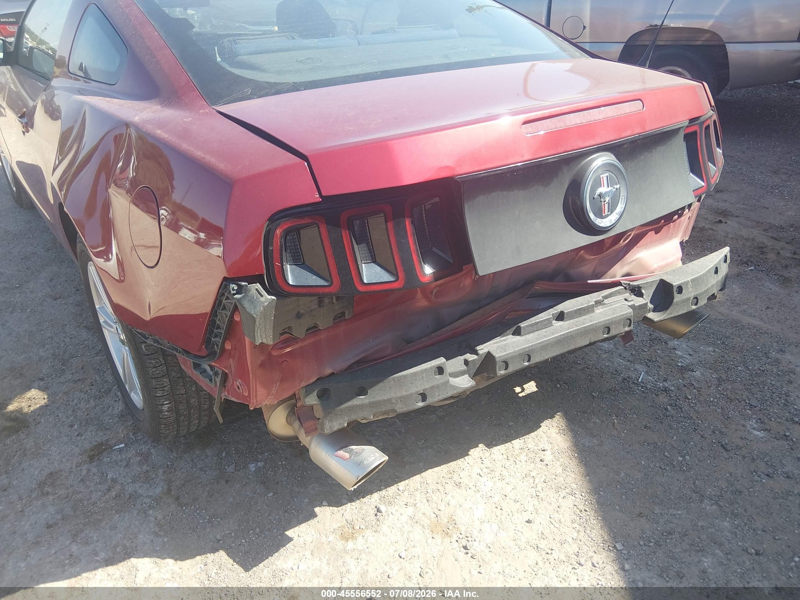 2014 Ford Mustang V6/v6 Premium Red vin: 1ZVBP8AM7E5284495